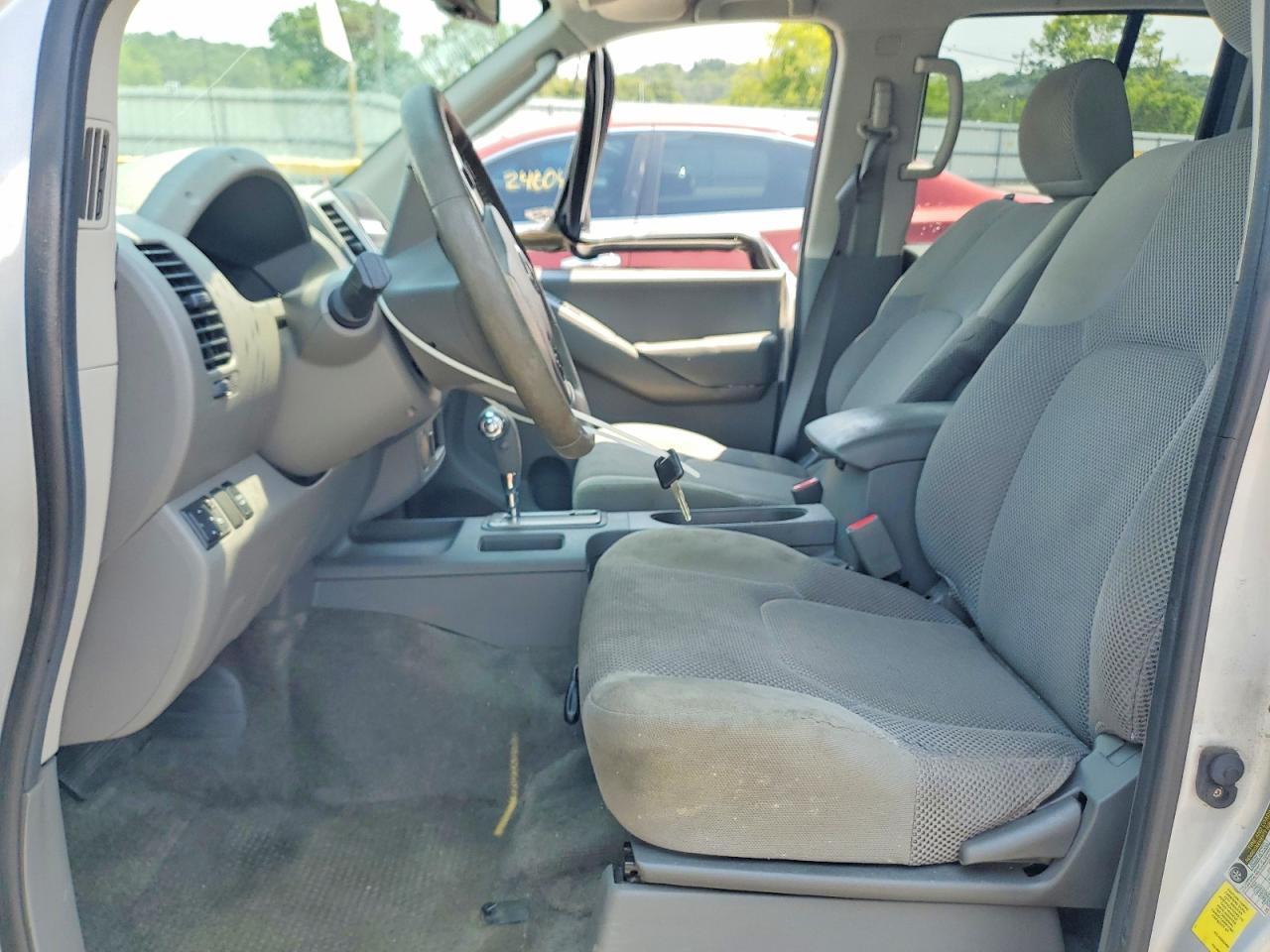 2011 Nissan Frontier S Серебряный vin: 1N6AD0ER7BC401592