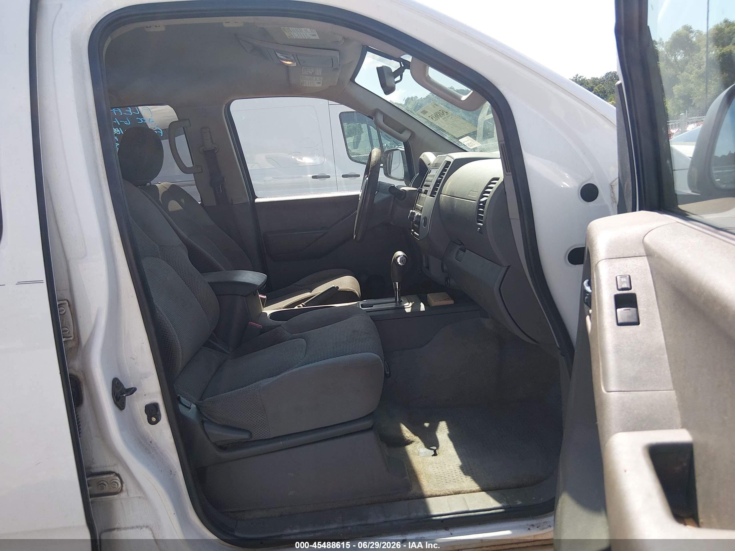 2012 Nissan Frontier Sv White vin: 1N6AD0ER7CC471918