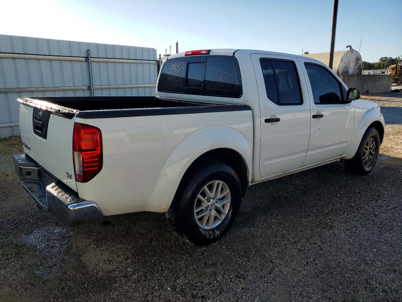 2018 Nissan Frontier Sv Белый vin: 1N6AD0ER7JN738668