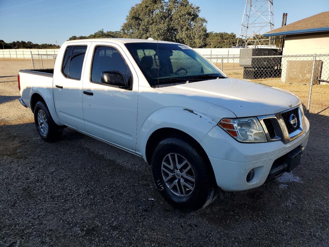 2018 Nissan Frontier Sv Белый vin: 1N6AD0ER7JN738668