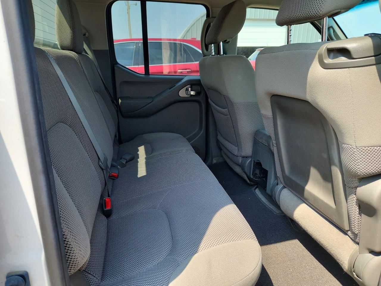 2012 Nissan Frontier S White vin: 1N6AD0ER8CC410433