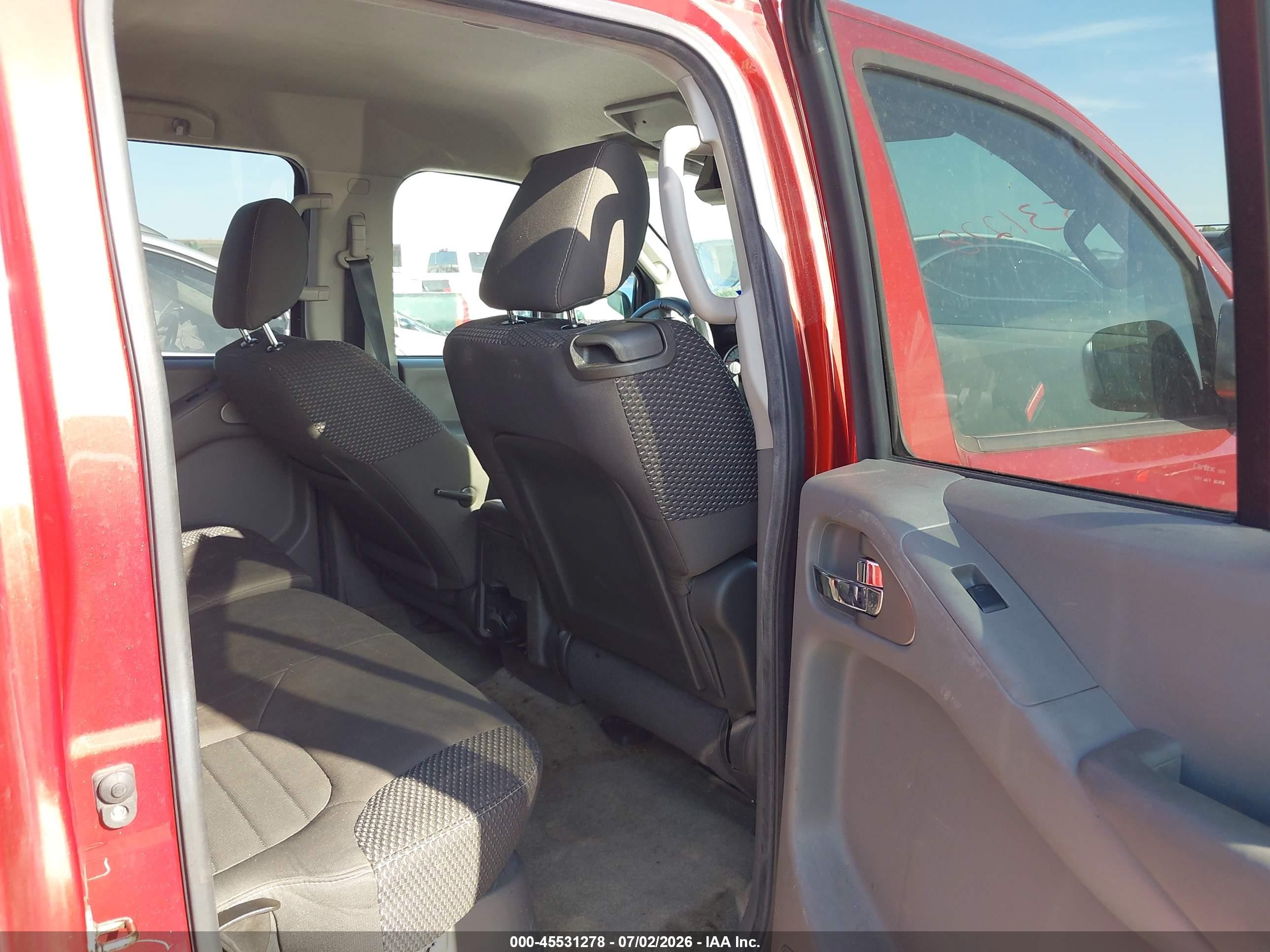 2013 Nissan Frontier Desert Runner Burgundy vin: 1N6AD0ER8DN739090