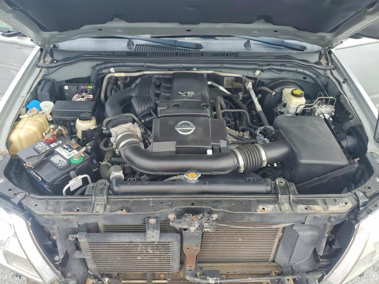 2014 Nissan Frontier S Silver vin: 1N6AD0ER8EN748695