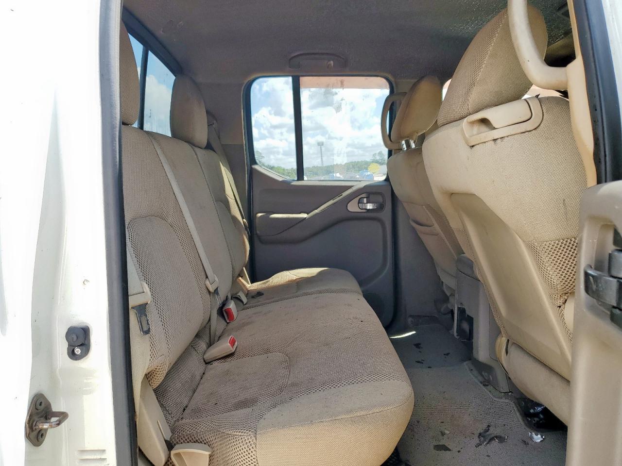 2014 Nissan Frontier Белый vin: 1N6AD0ER8EN755890