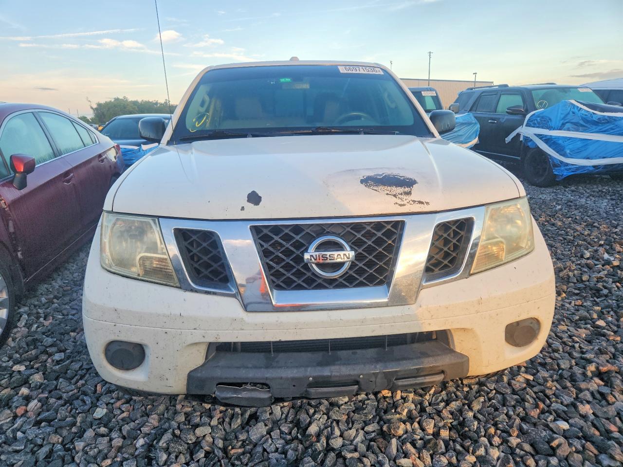 2015 Nissan Frontier Sv White vin: 1N6AD0ER8FN729176