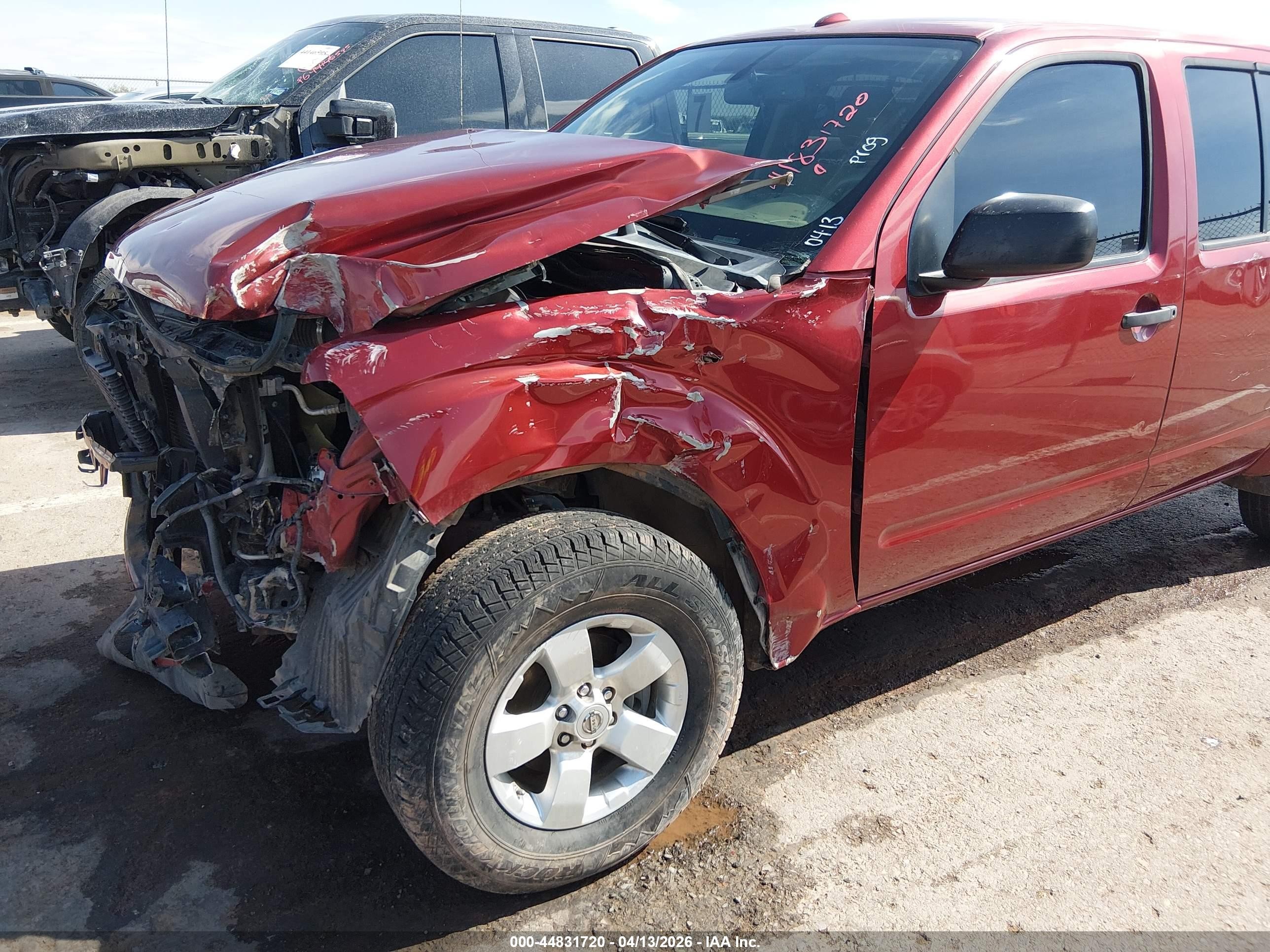 2013 Nissan Frontier Sv Red vin: 1N6AD0ER9DN748171