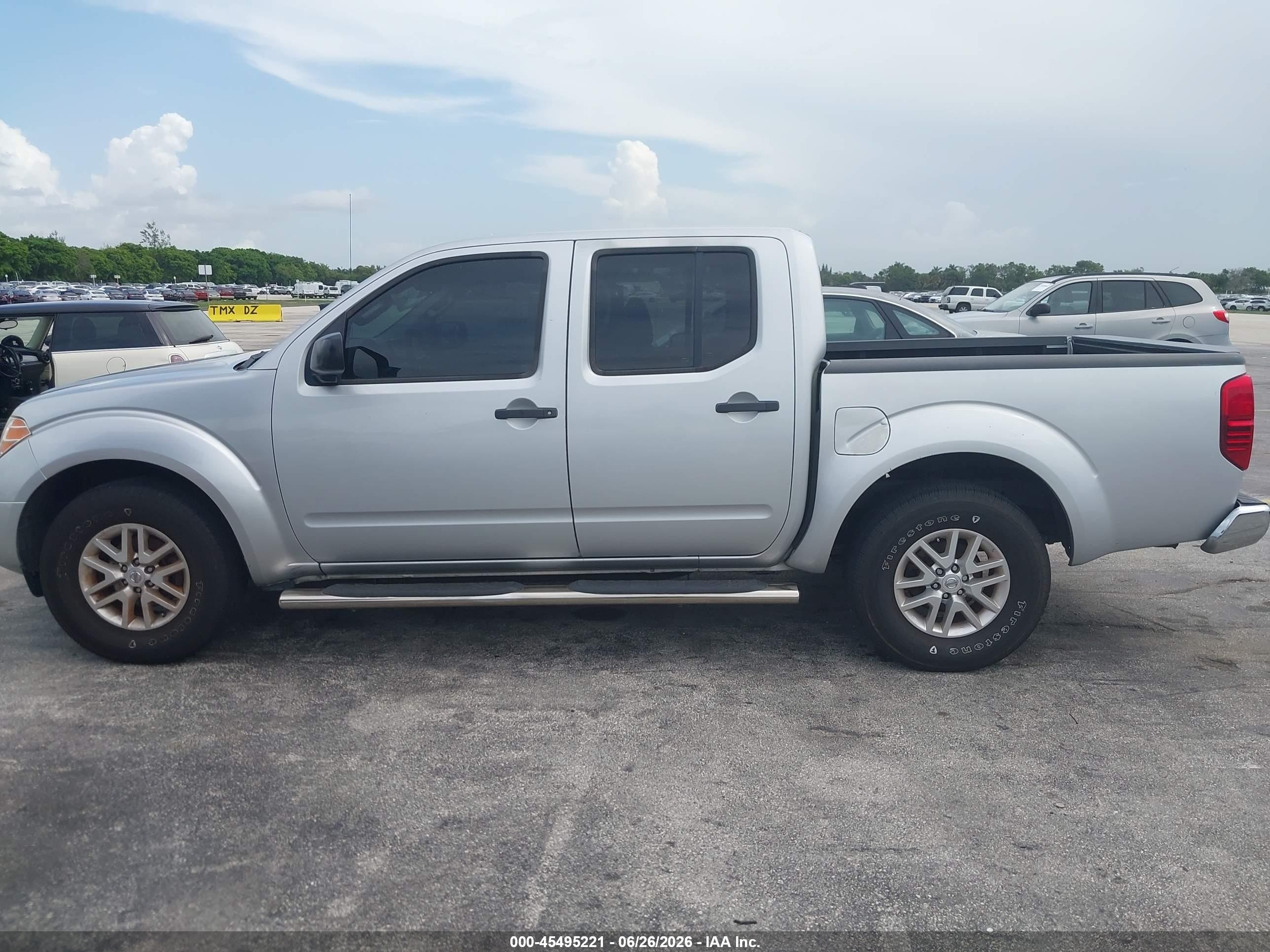 2015 Nissan Frontier Desert Runner/s/sl/sv Silver vin: 1N6AD0ER9FN706974