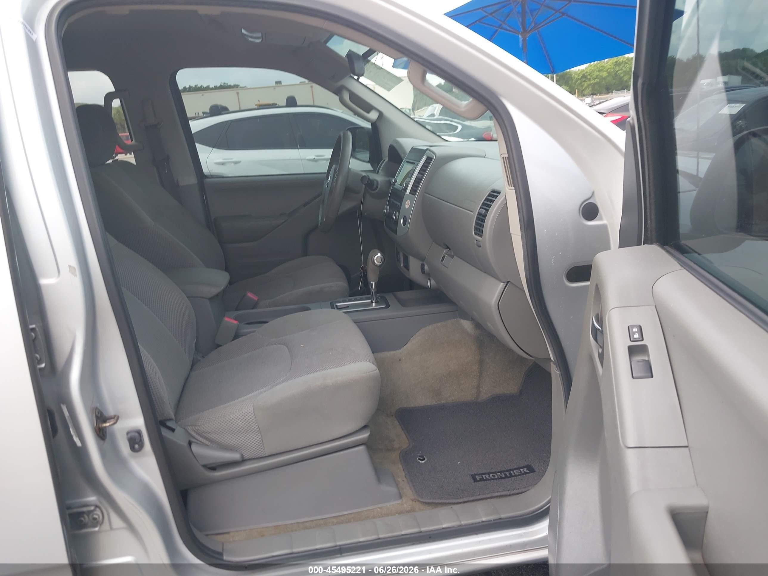 2015 Nissan Frontier Desert Runner/s/sl/sv Silver vin: 1N6AD0ER9FN706974