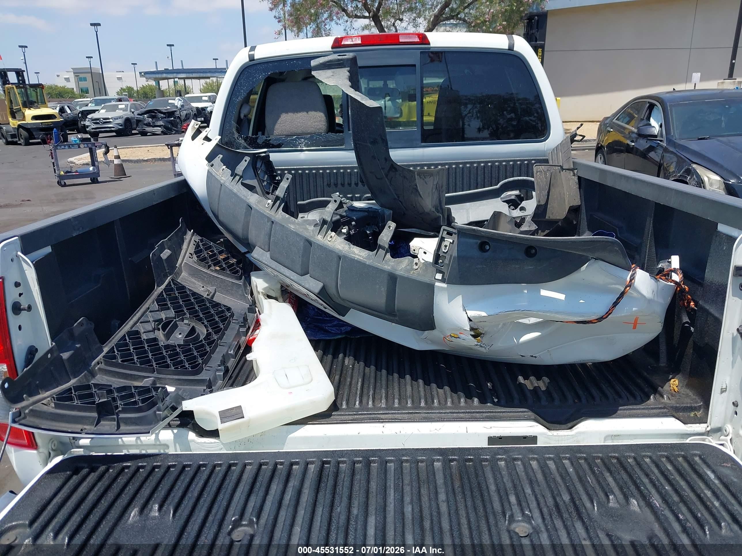2015 Nissan Frontier Sv Белый vin: 1N6AD0ER9FN728523