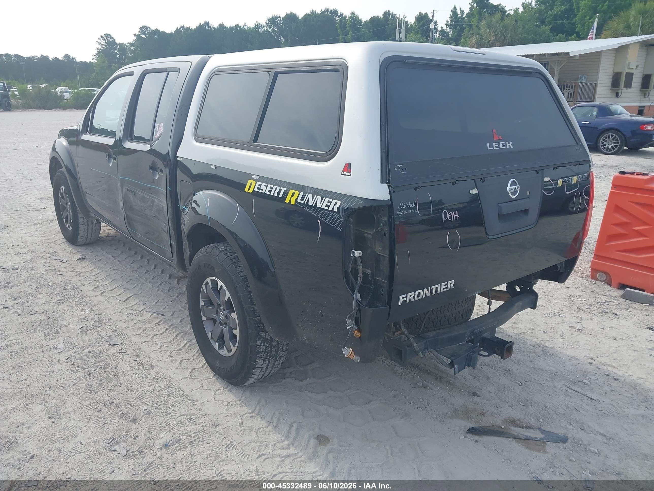 2015 Nissan Frontier Desert Runner Black vin: 1N6AD0ERXFN702772