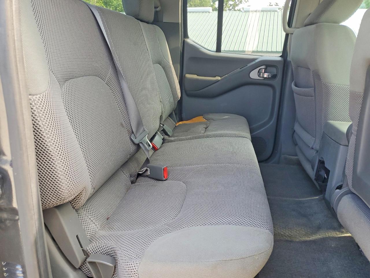 2010 Nissan Frontier Se V6 Серый vin: 1N6AD0EV0AC429438
