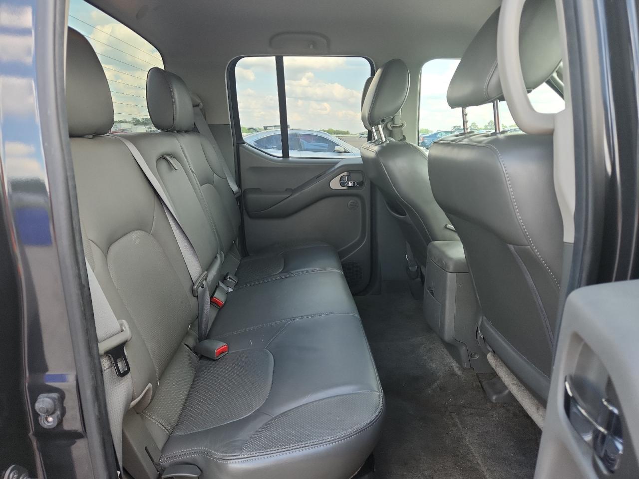 2010 Nissan Frontier Se V6 Charcoal vin: 1N6AD0EV0AC440066