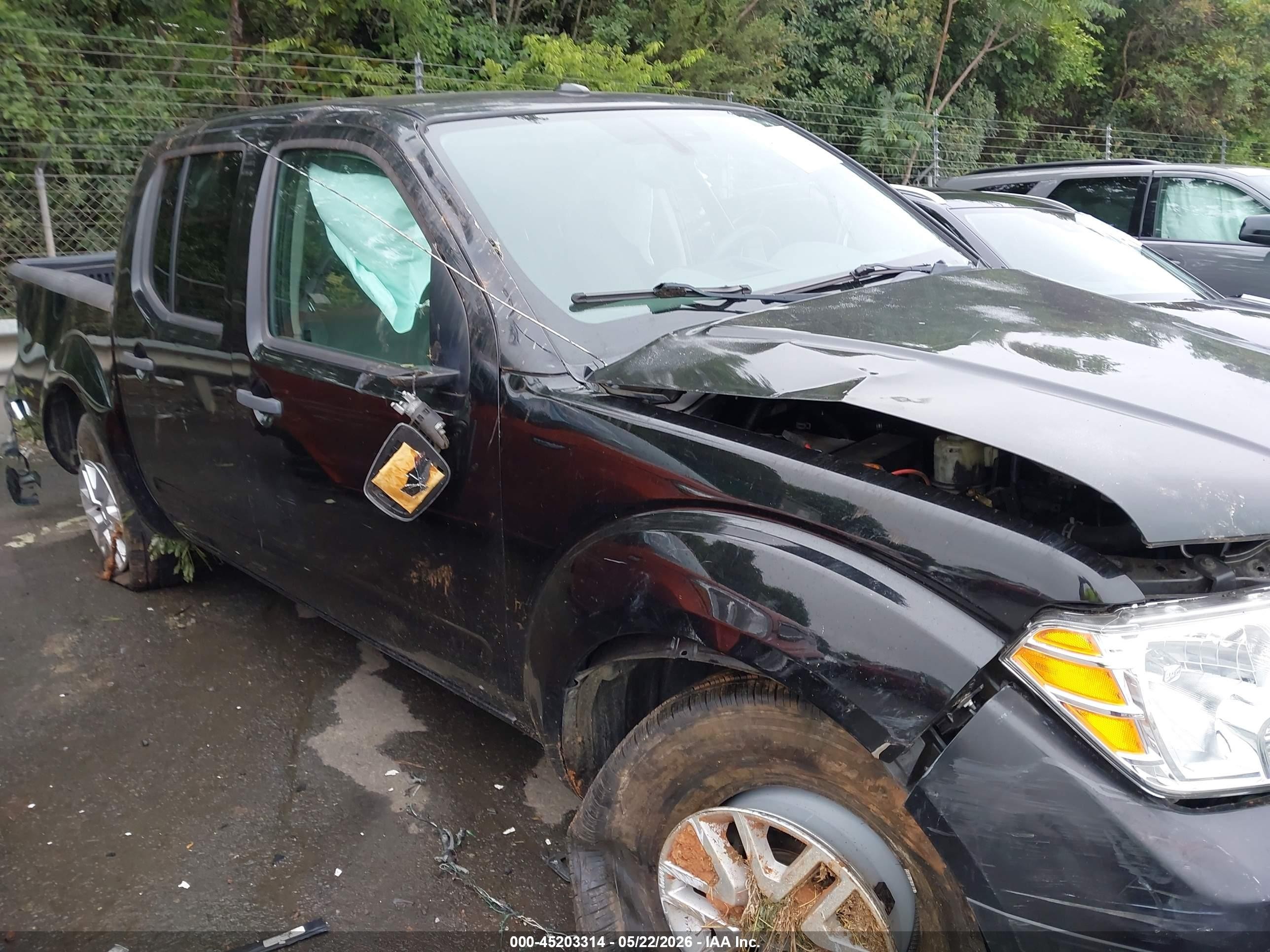 2015 Nissan Frontier Pro-4x/s/sl/sv Черный vin: 1N6AD0EV0FN743621
