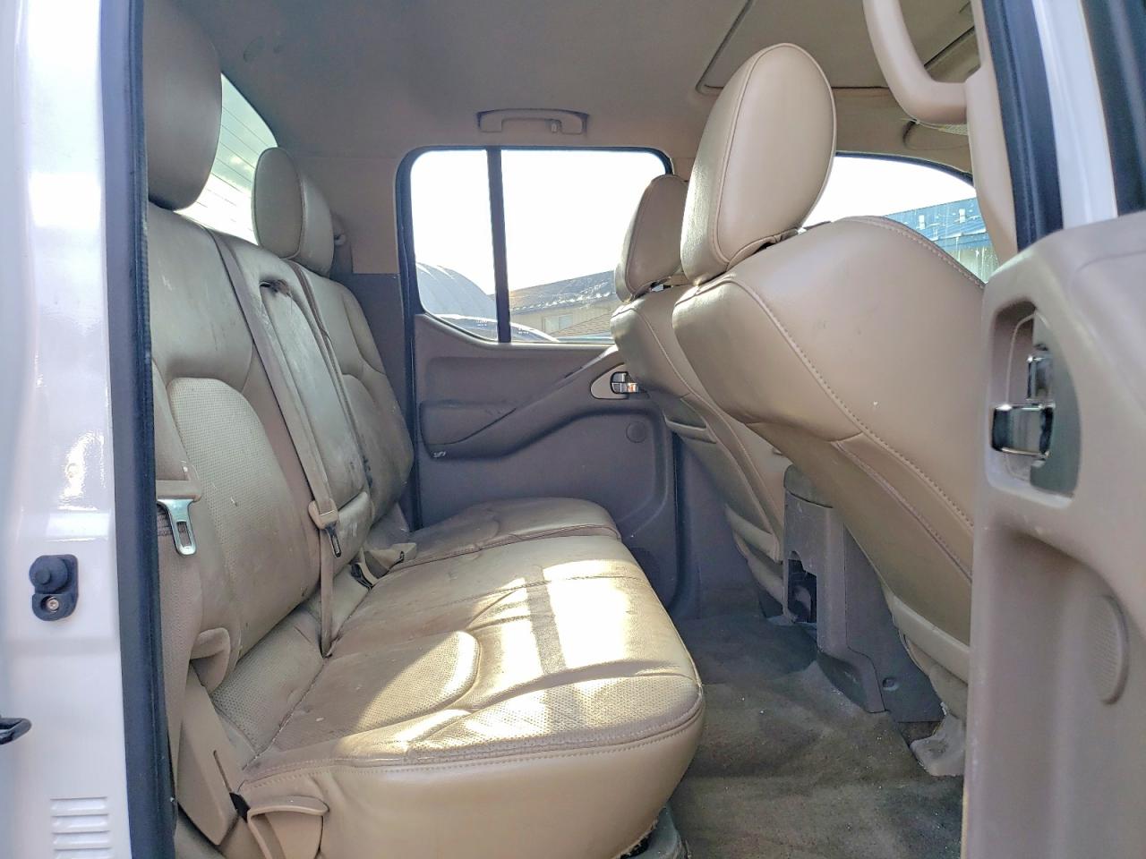 2011 Nissan Frontier S White vin: 1N6AD0EV1BC438988