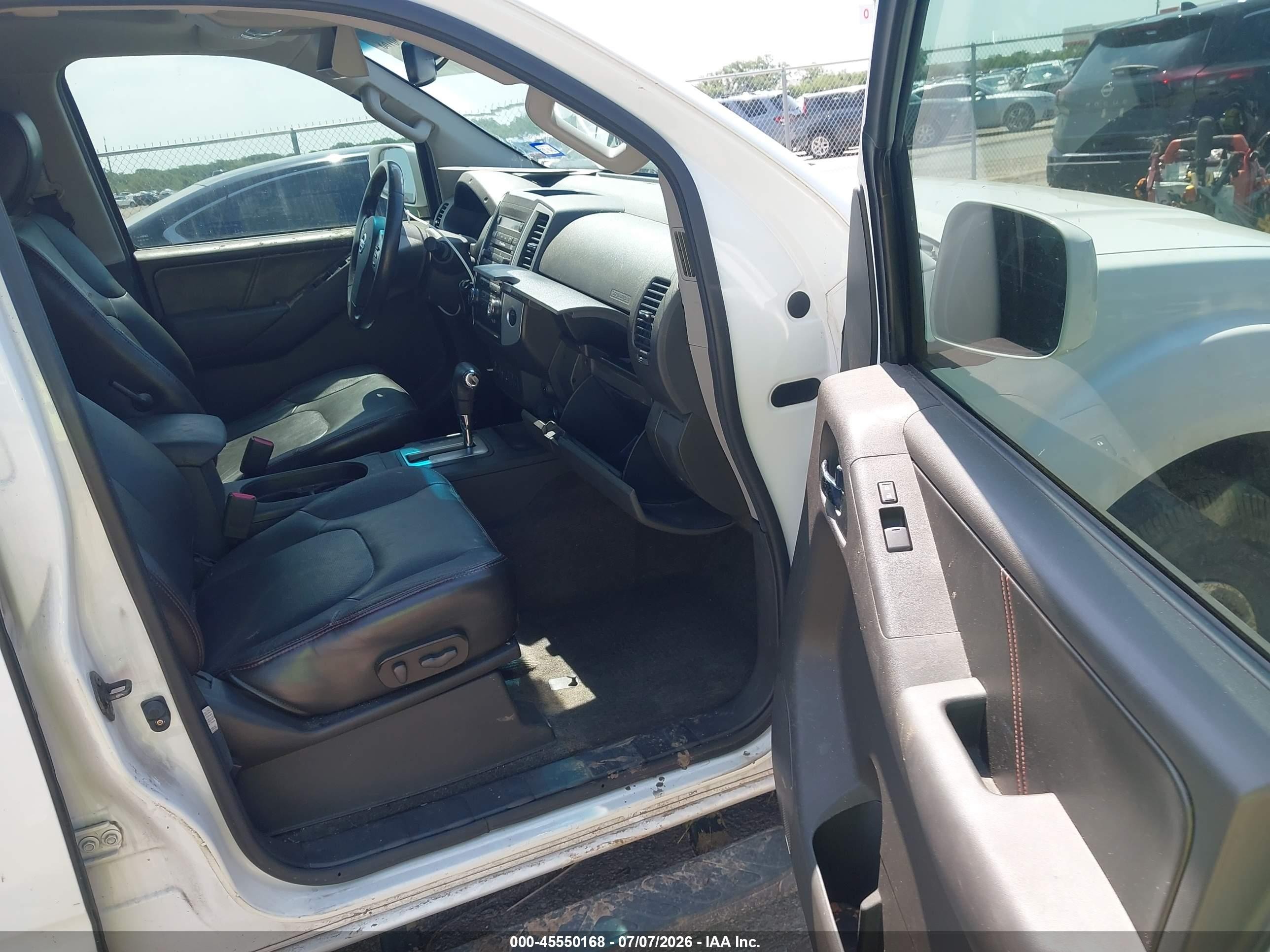 2012 Nissan Frontier Pro-4x White vin: 1N6AD0EV1CC457106