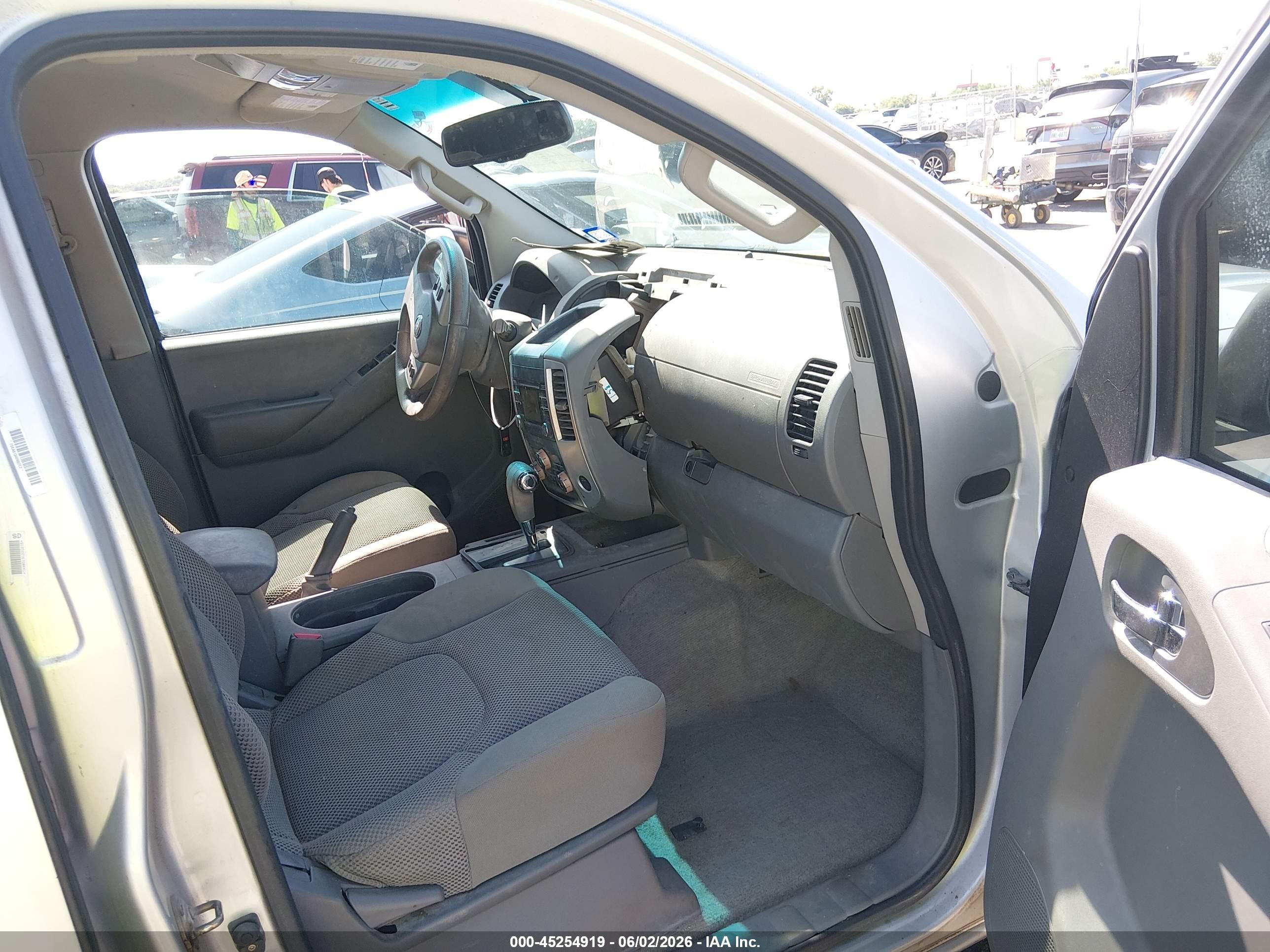 2013 Nissan Frontier Sv Silver vin: 1N6AD0EV1DN738196