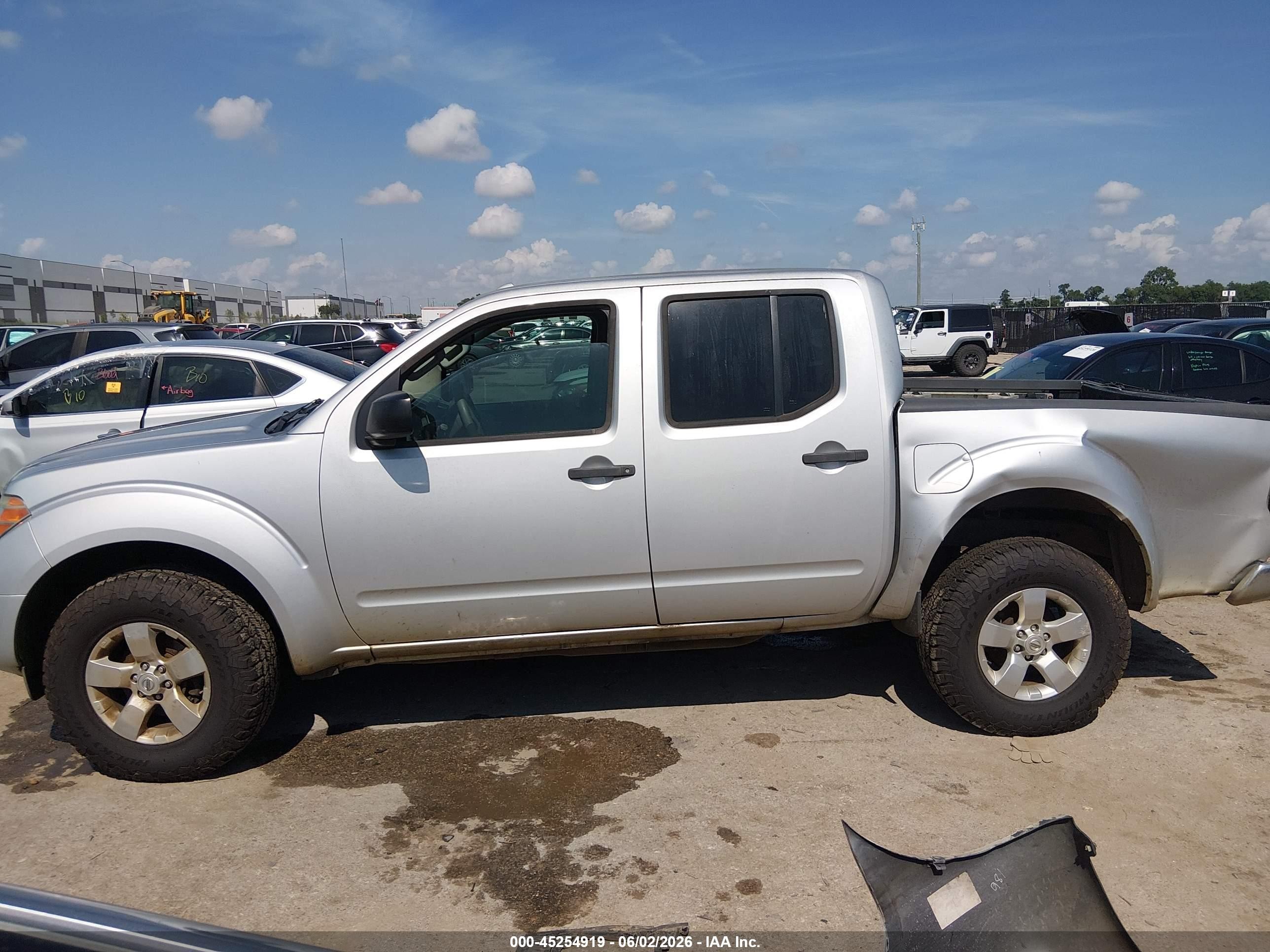 2013 Nissan Frontier Sv Silver vin: 1N6AD0EV1DN738196