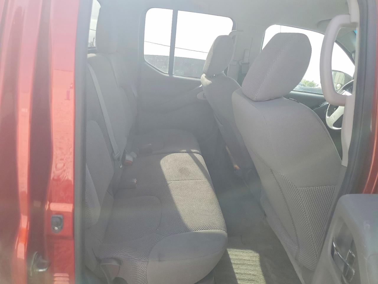 2015 Nissan Frontier Sv Бордовый vin: 1N6AD0EV1FN723460