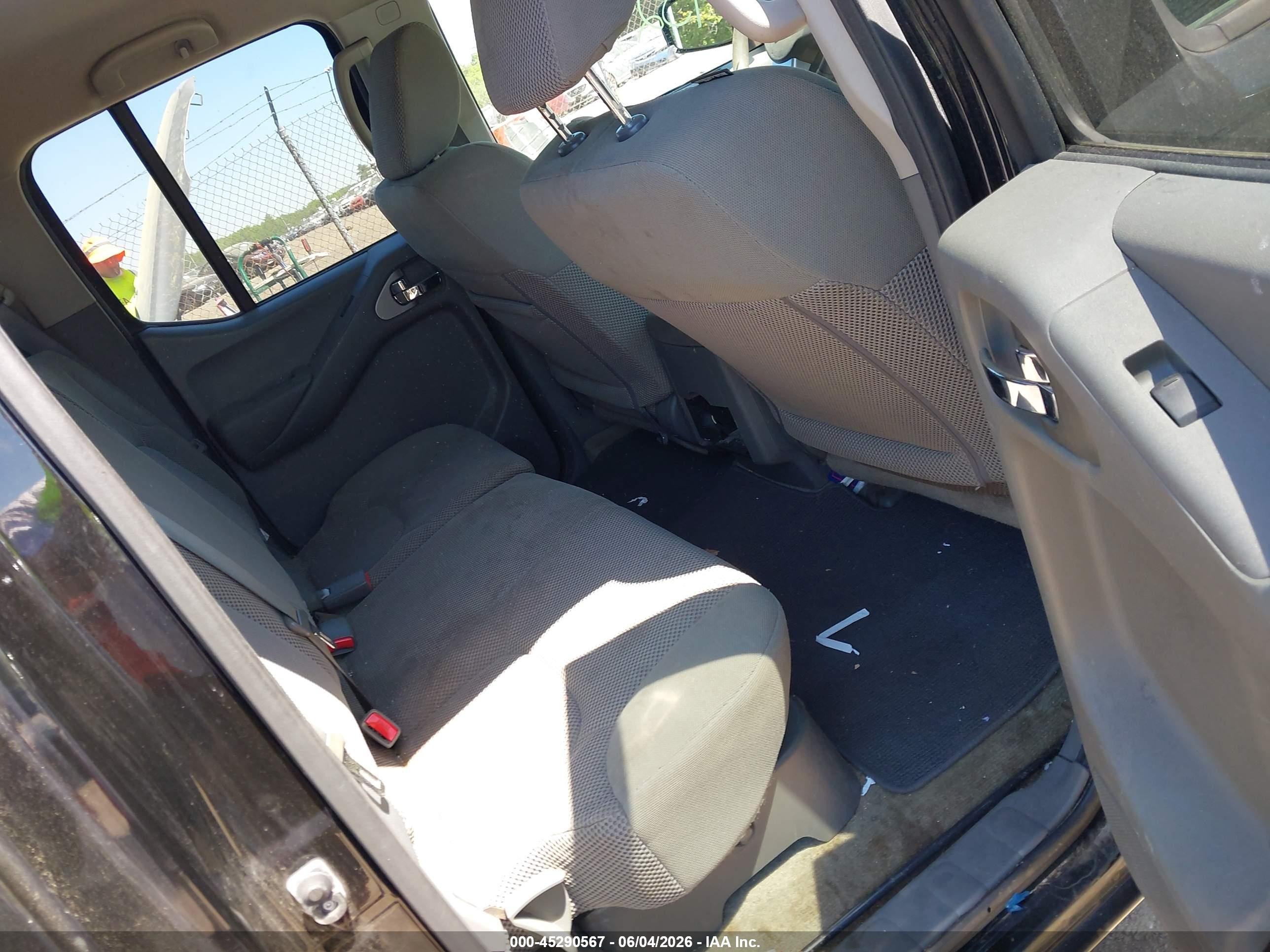 2015 Nissan Frontier Pro-4x/s/sl/sv Black vin: 1N6AD0EV1FN738590