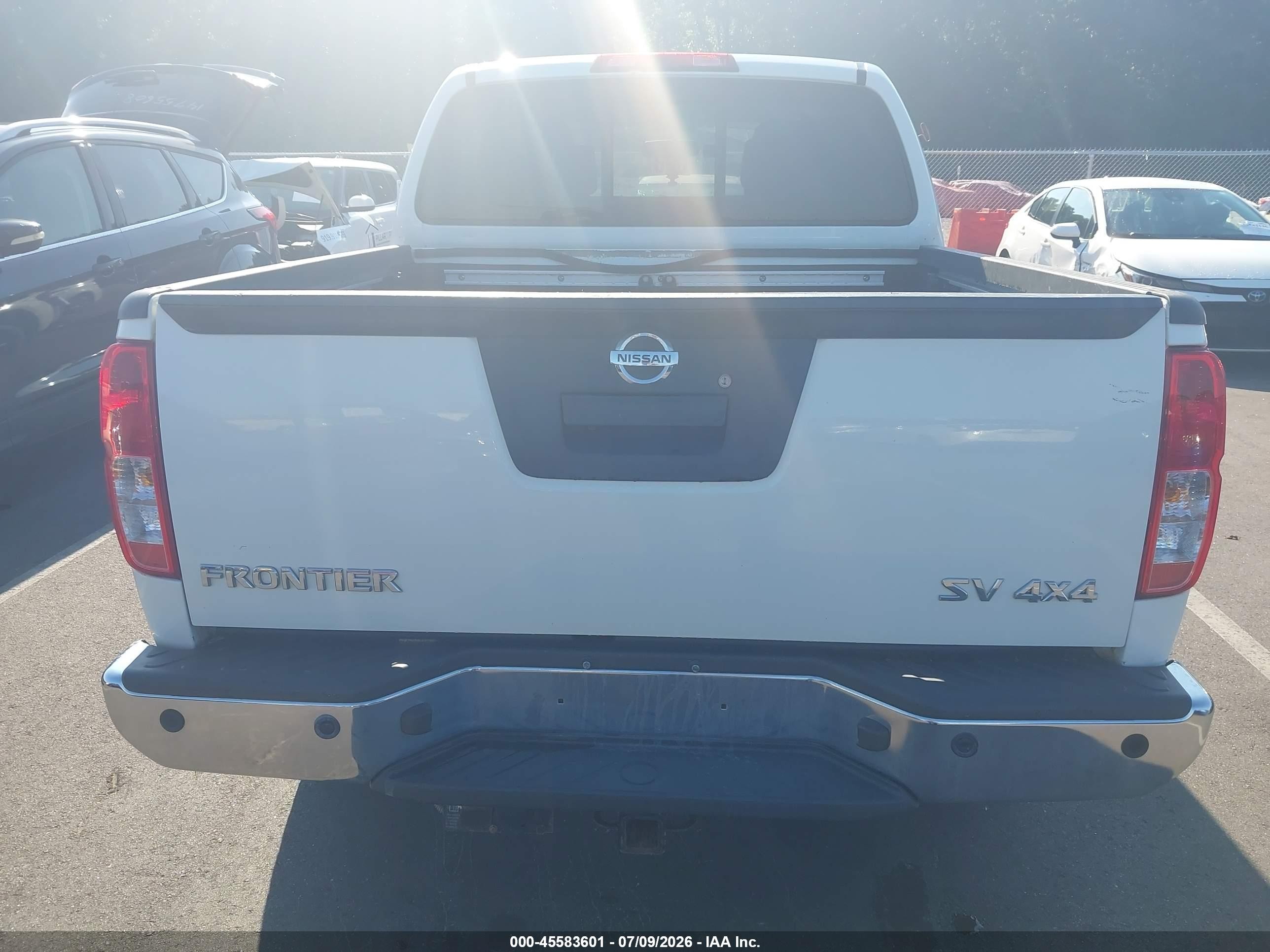 2015 Nissan Frontier Sv White vin: 1N6AD0EV1FN748066