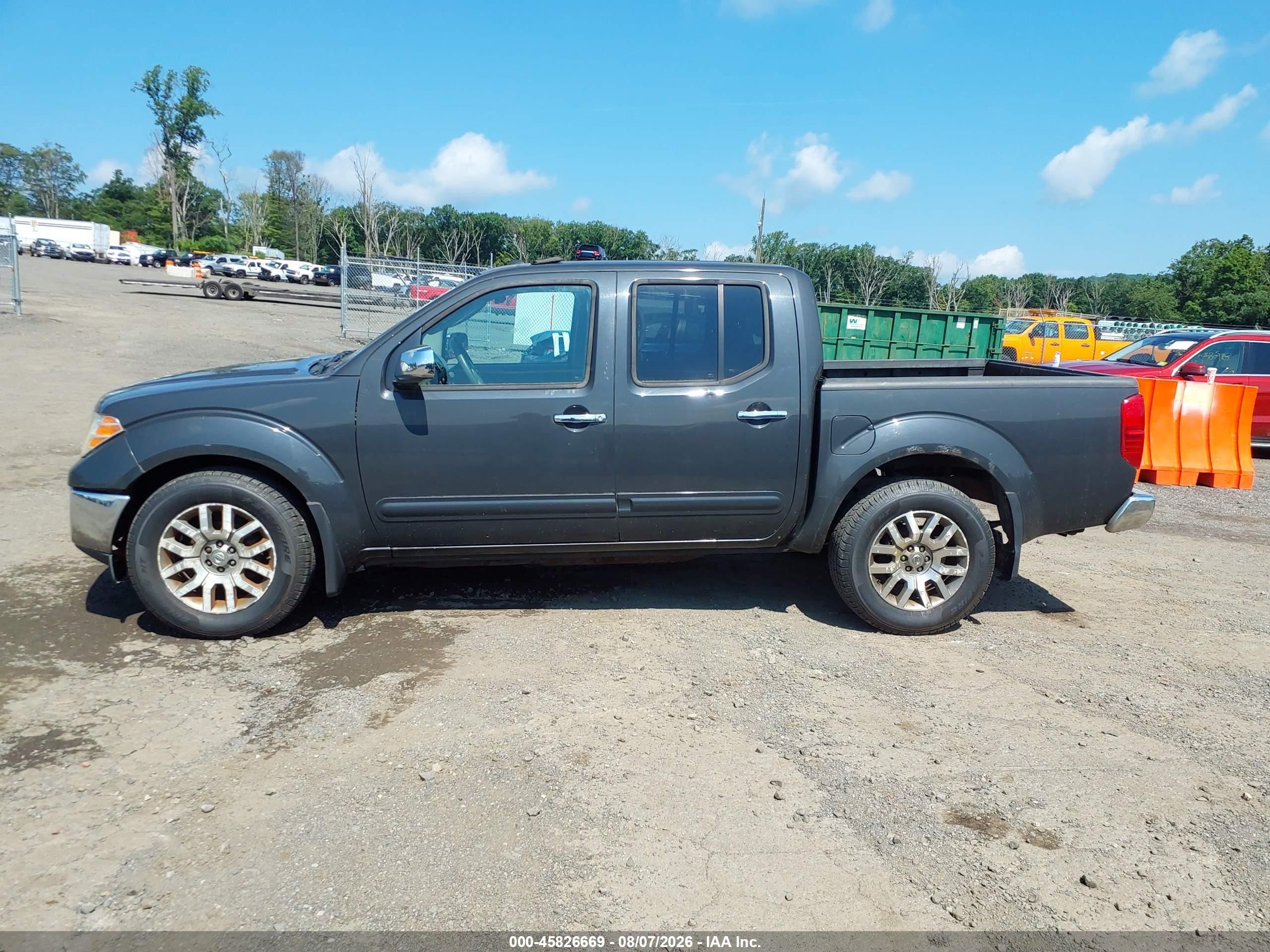2010 Nissan Frontier Le Серый vin: 1N6AD0EV2AC441591
