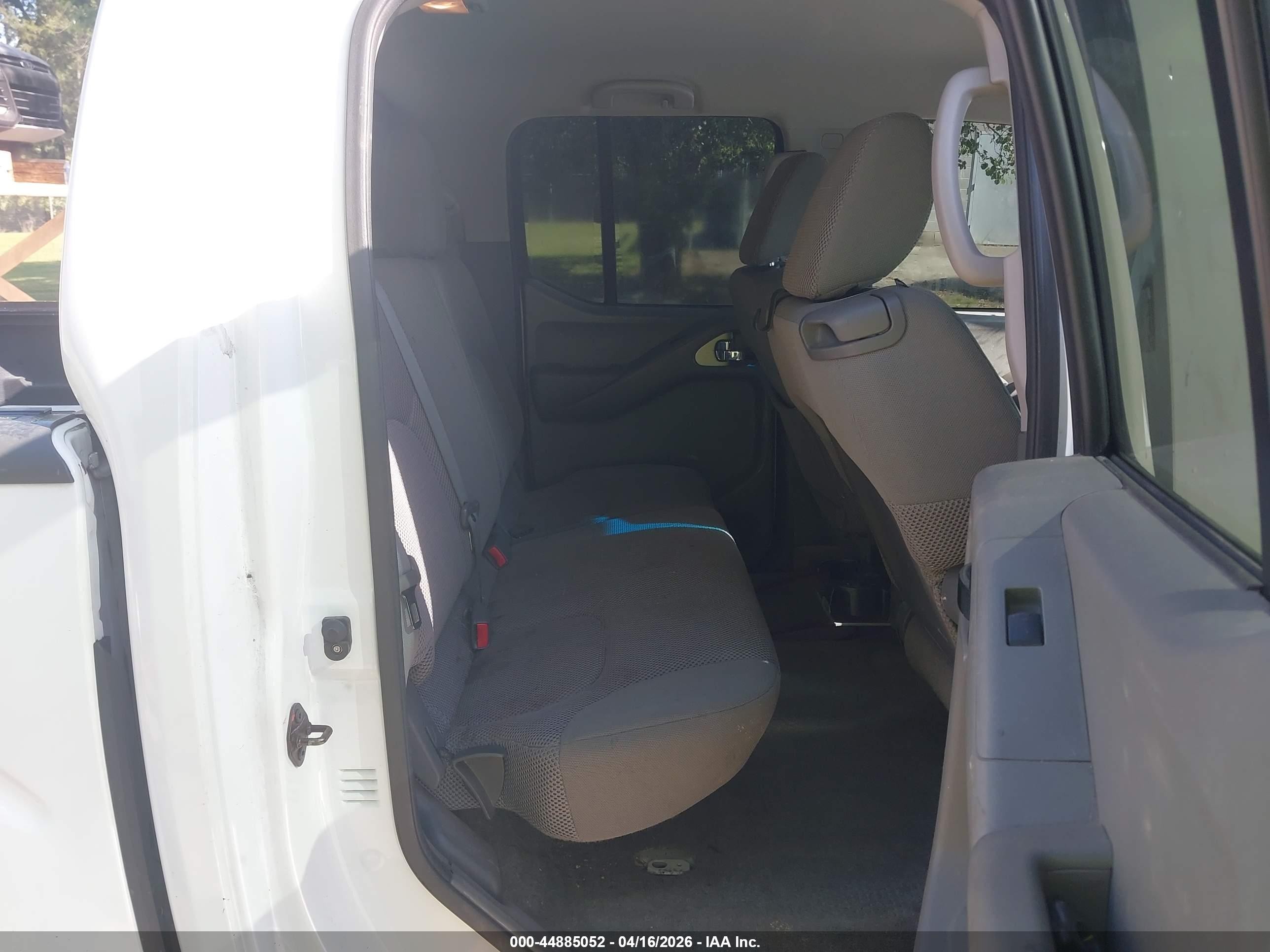 2014 Nissan Frontier Pro-4x/s/sl/sv White vin: 1N6AD0EV2EN721733