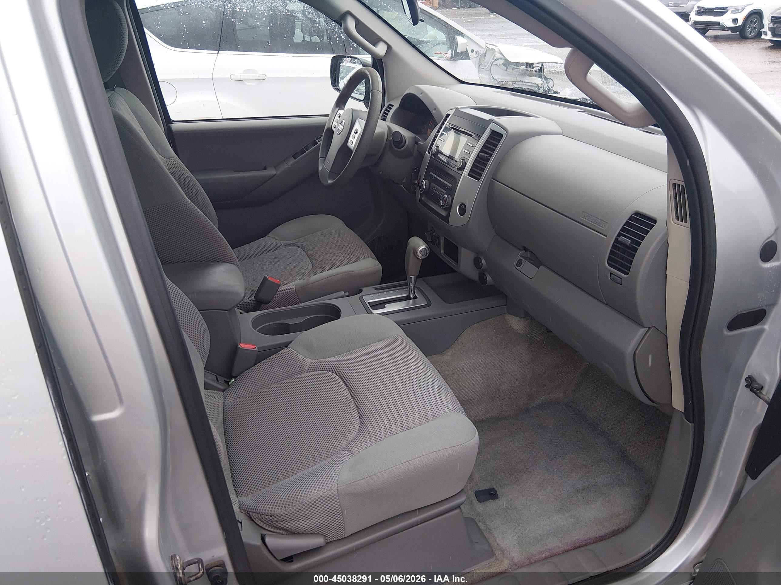 2014 Nissan Frontier Pro-4x/s/sl/sv Silver vin: 1N6AD0EV2EN730349