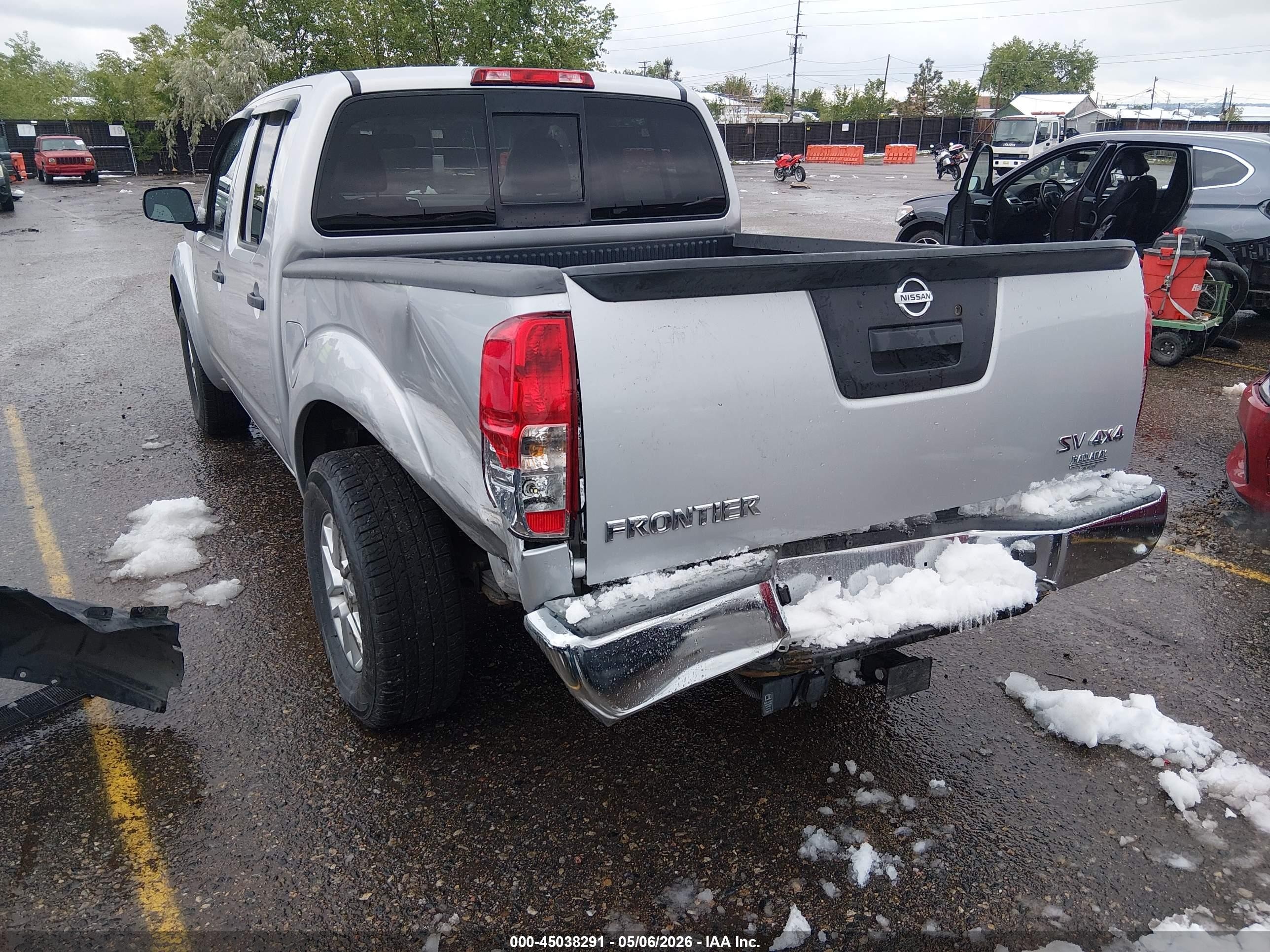 2014 Nissan Frontier Pro-4x/s/sl/sv Silver vin: 1N6AD0EV2EN730349