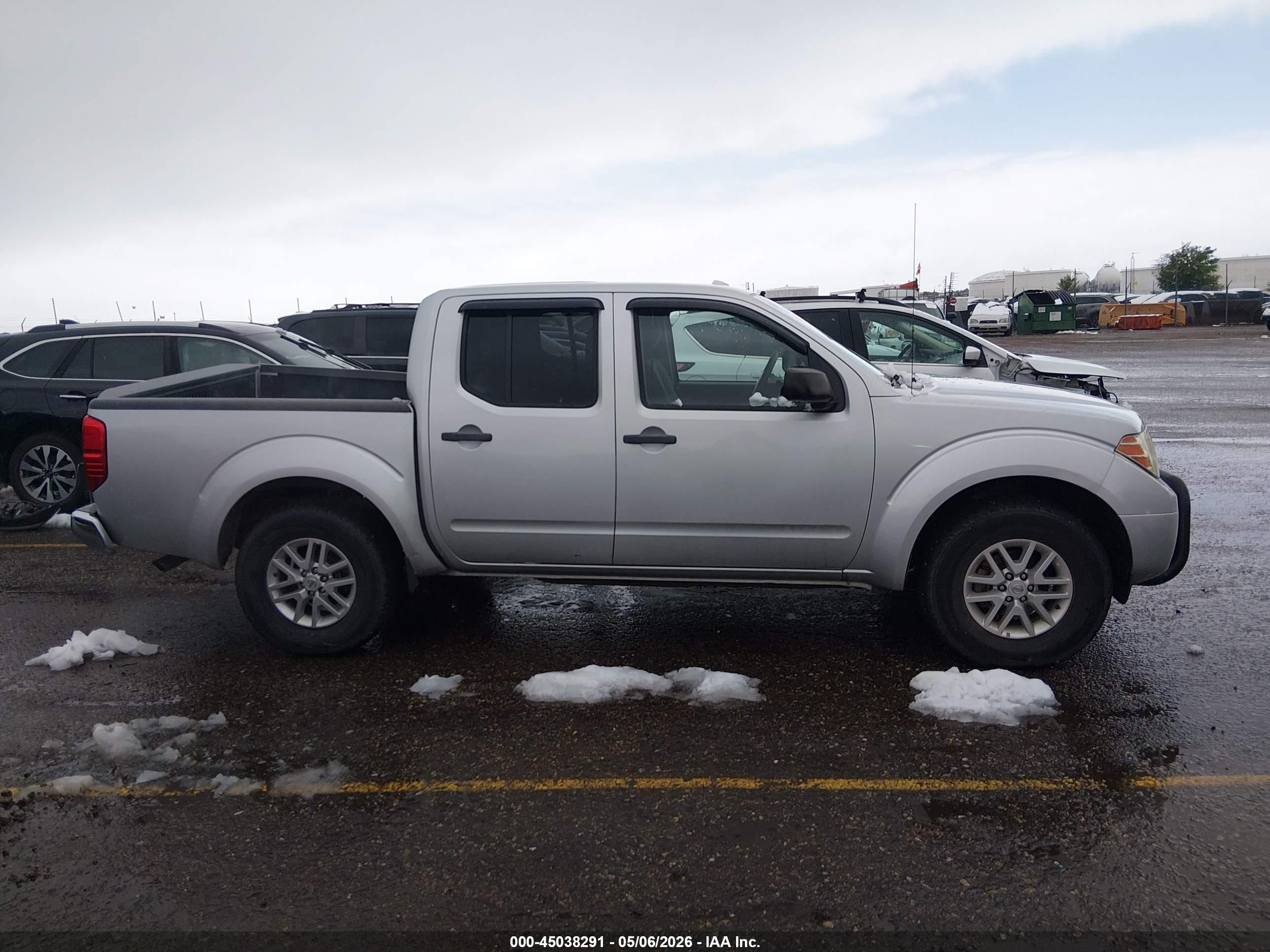 2014 Nissan Frontier Pro-4x/s/sl/sv Silver vin: 1N6AD0EV2EN730349
