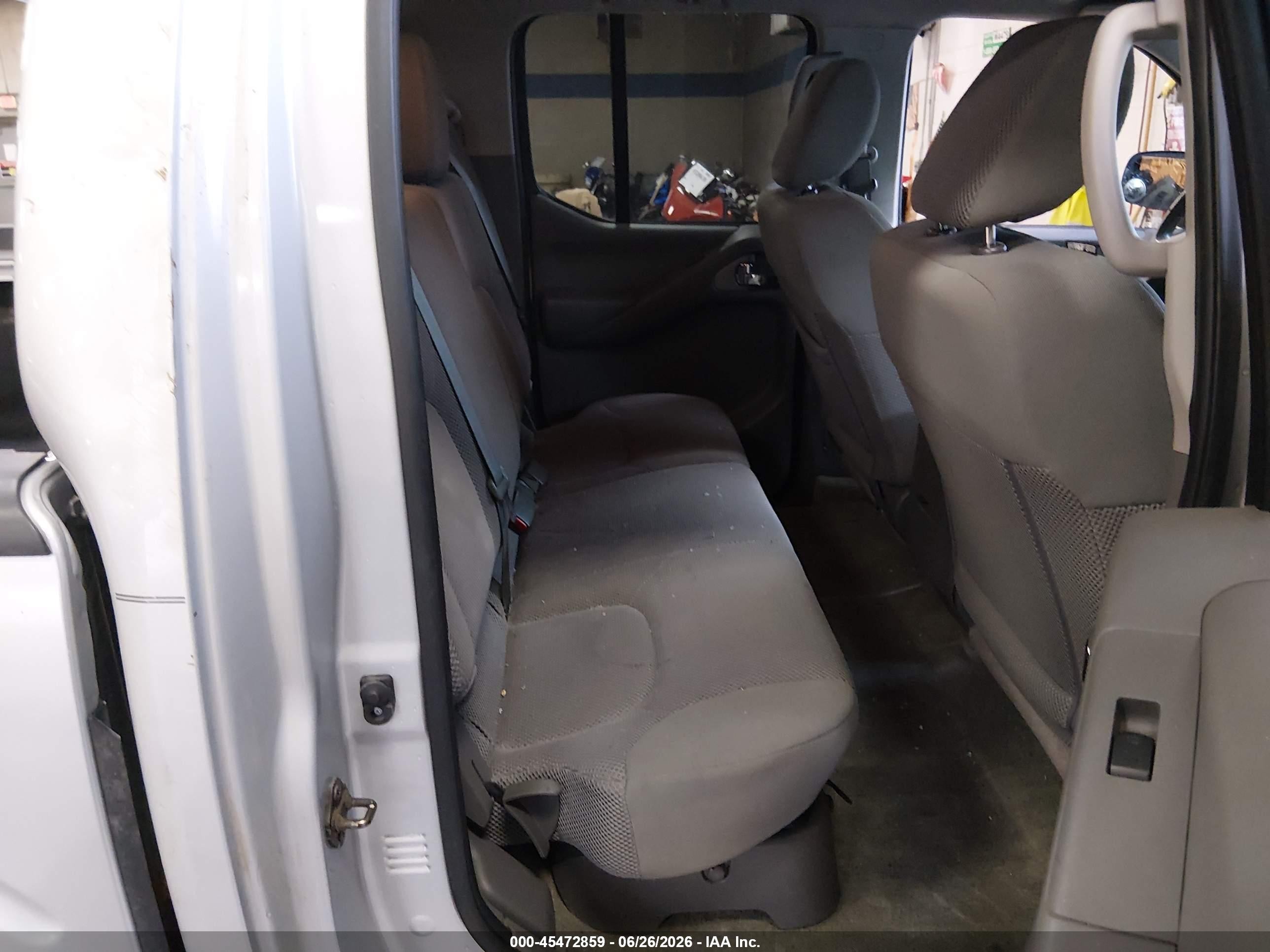 2015 Nissan Frontier Sv Silver vin: 1N6AD0EV2FN703573
