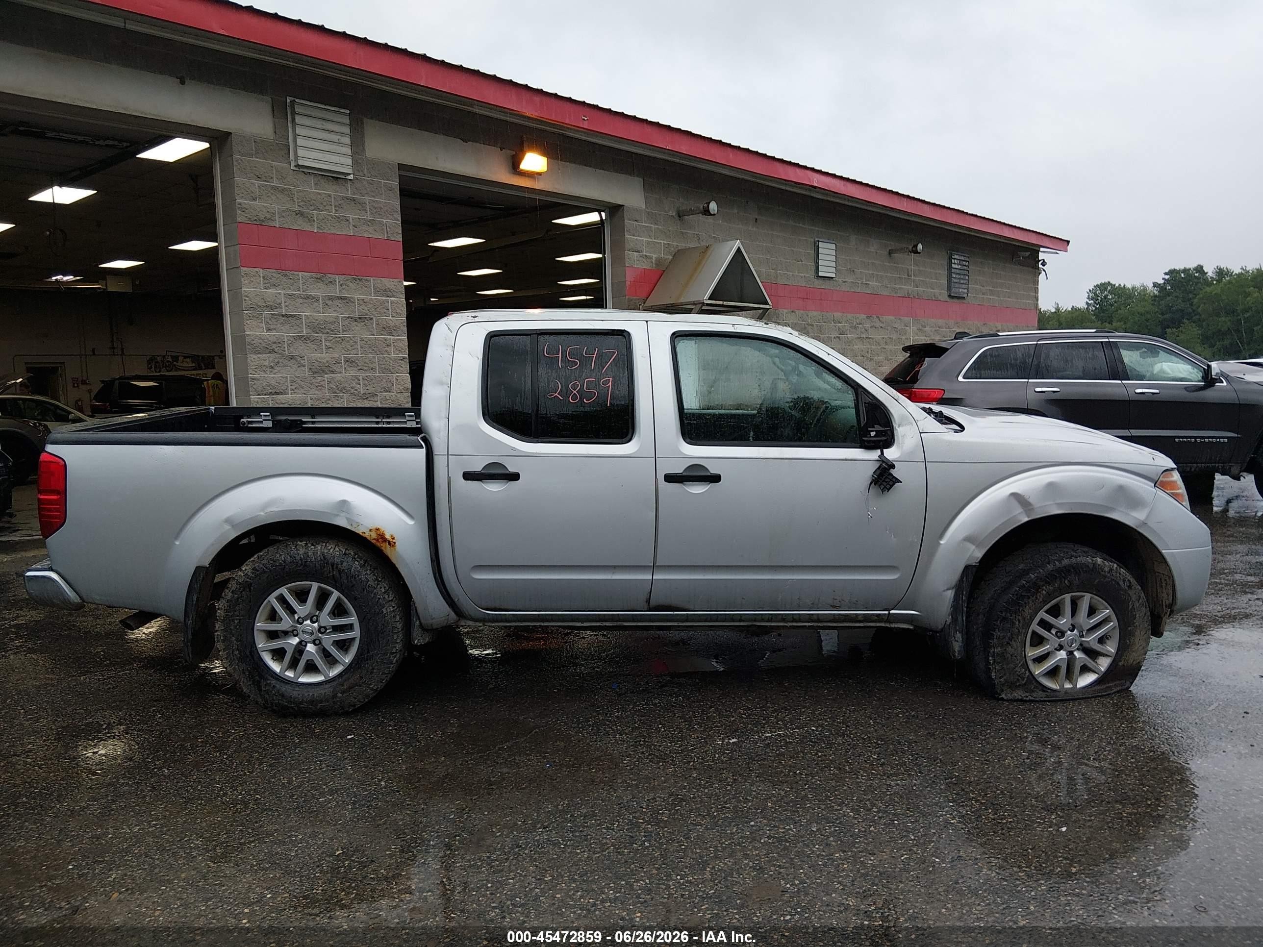 2015 Nissan Frontier Sv Silver vin: 1N6AD0EV2FN703573