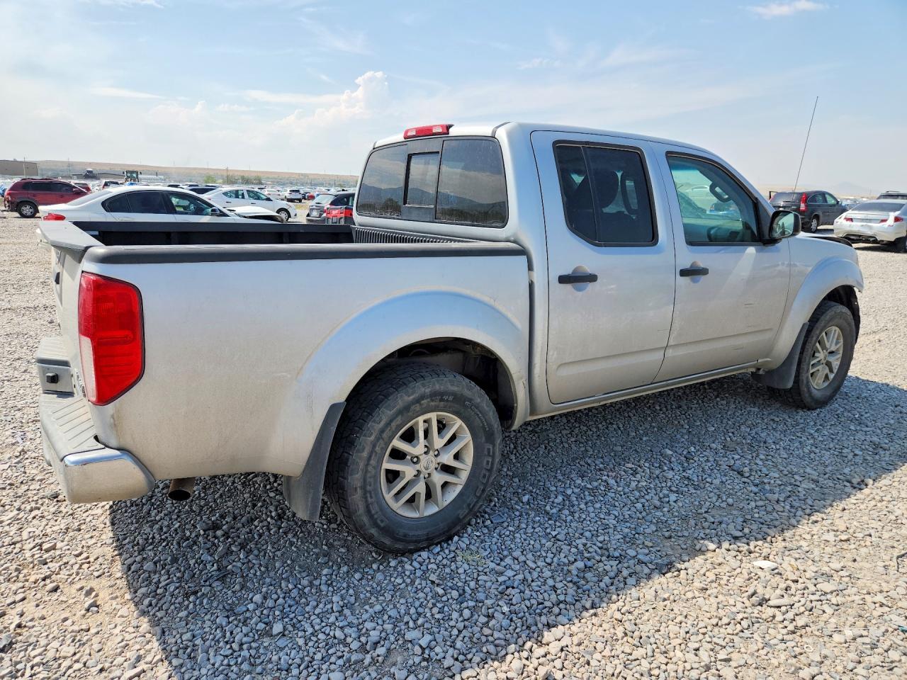 2018 Nissan Frontier Sv Серебряный vin: 1N6AD0EV2JN752717