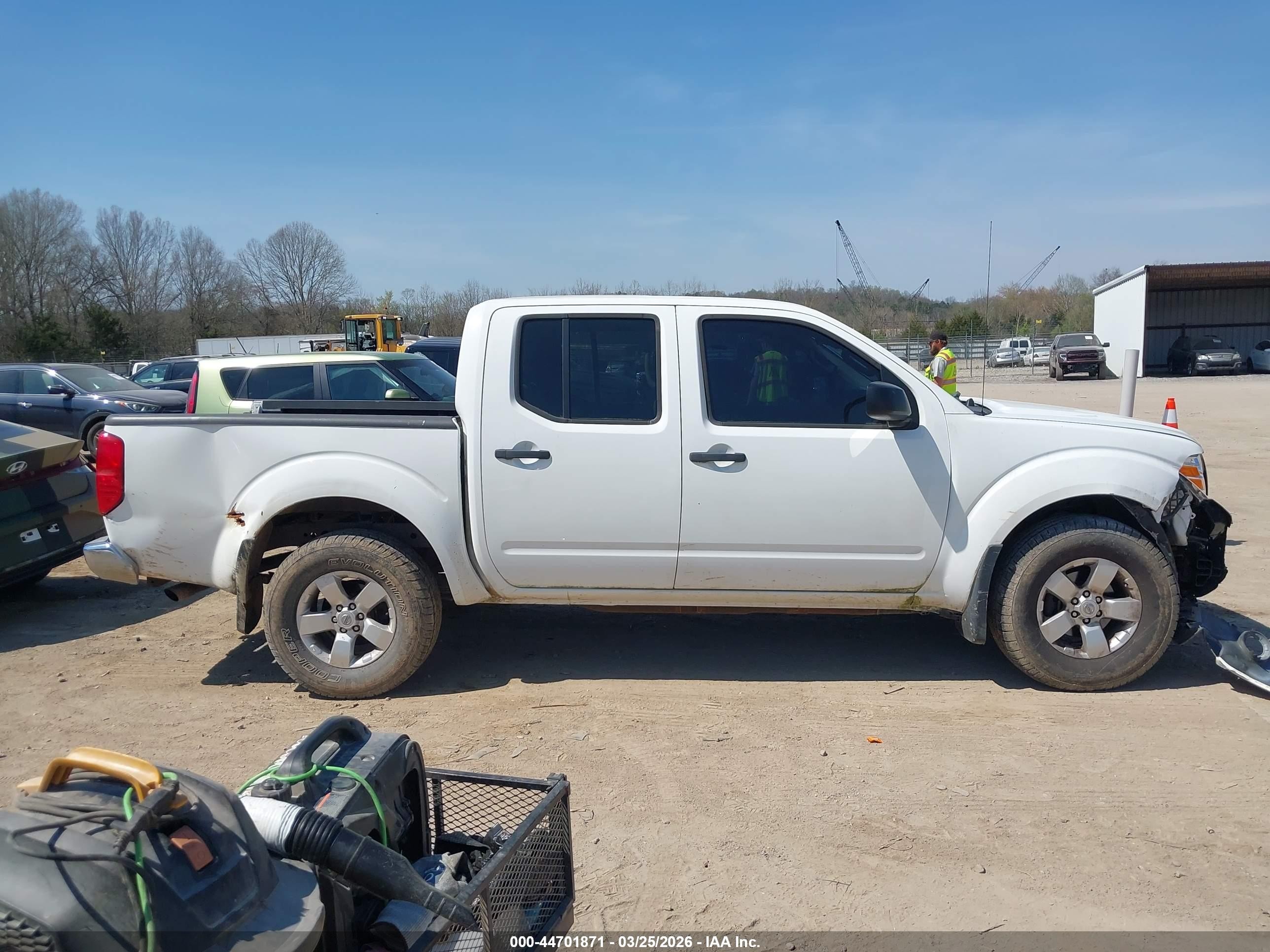 2012 Nissan Frontier Sv White vin: 1N6AD0EV3CC464221