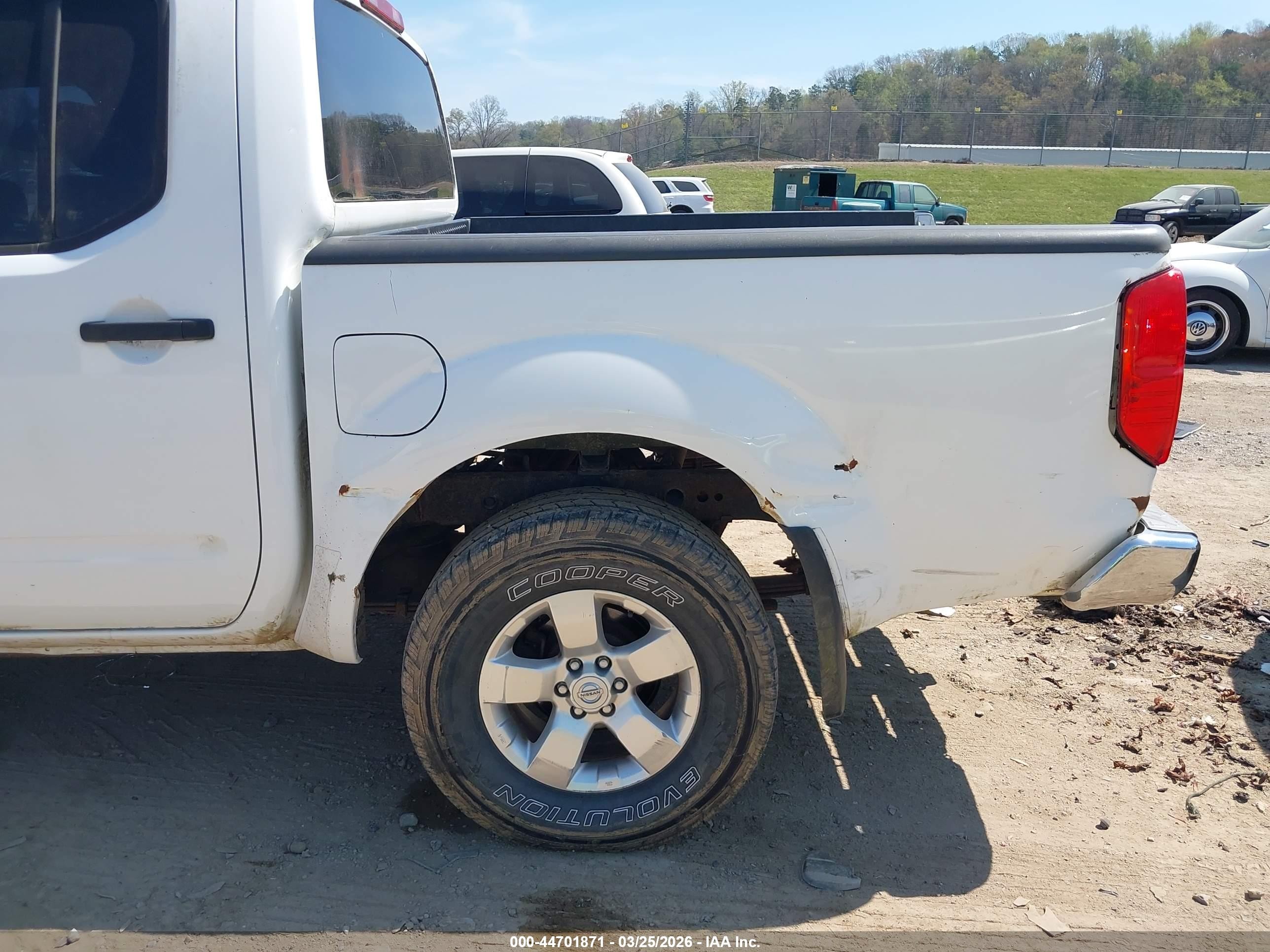 2012 Nissan Frontier Sv White vin: 1N6AD0EV3CC464221