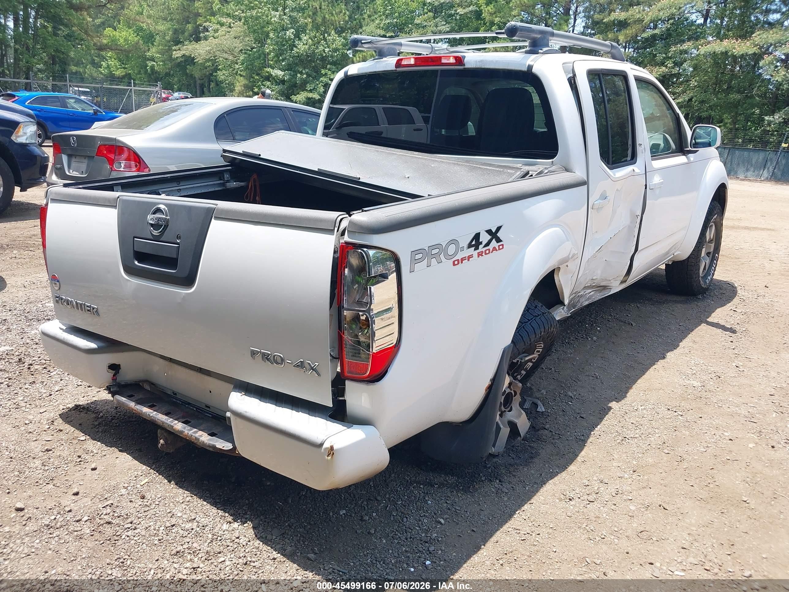 2012 Nissan Frontier Pro-4x White vin: 1N6AD0EV3CC467605