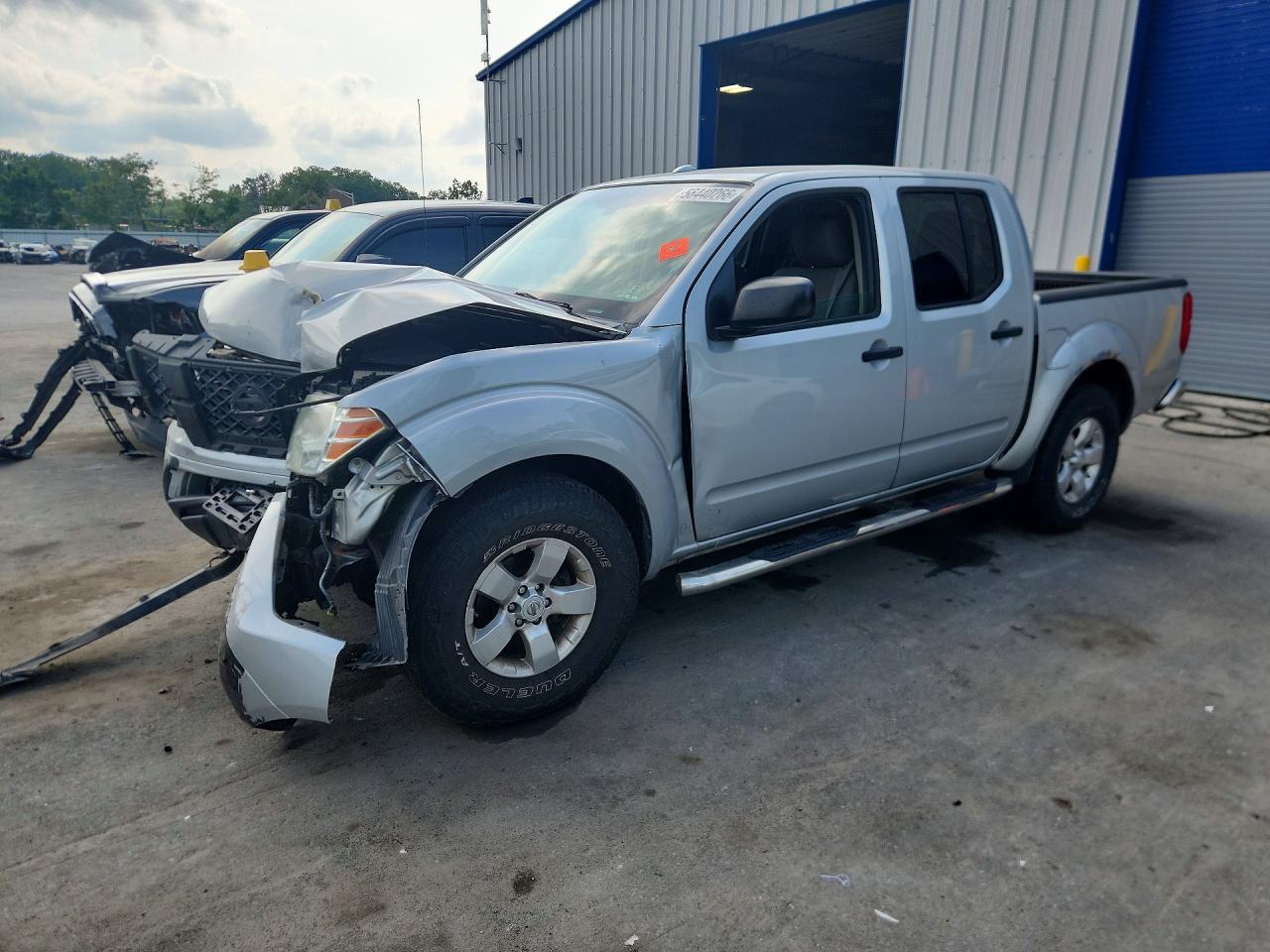 2013 Nissan Frontier S/sv/sl/pro-4x Silver vin: 1N6AD0EV3DN717365