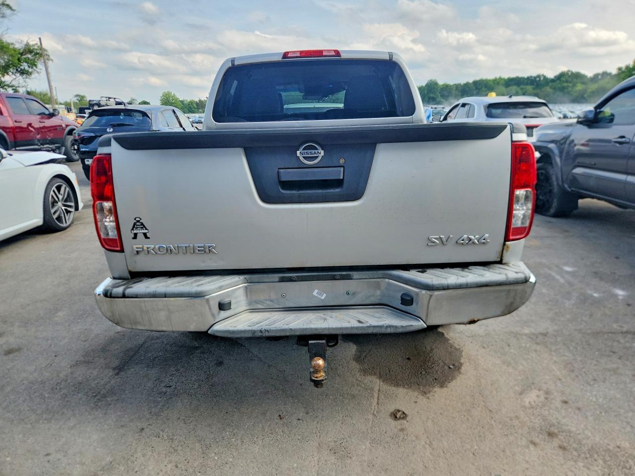 2013 Nissan Frontier S/sv/sl/pro-4x Silver vin: 1N6AD0EV3DN717365