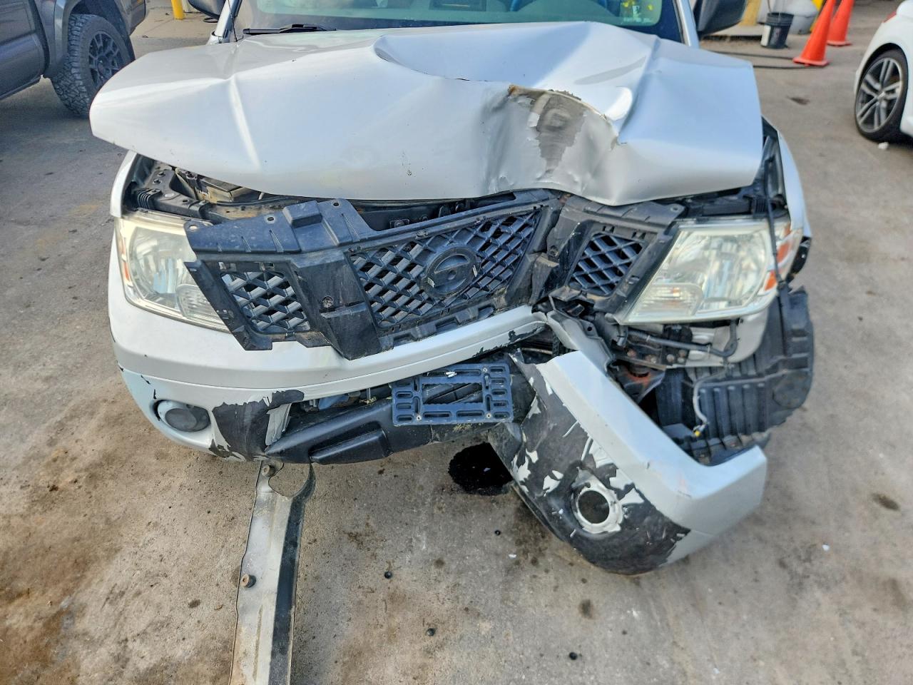 2013 Nissan Frontier S/sv/sl/pro-4x Silver vin: 1N6AD0EV3DN717365