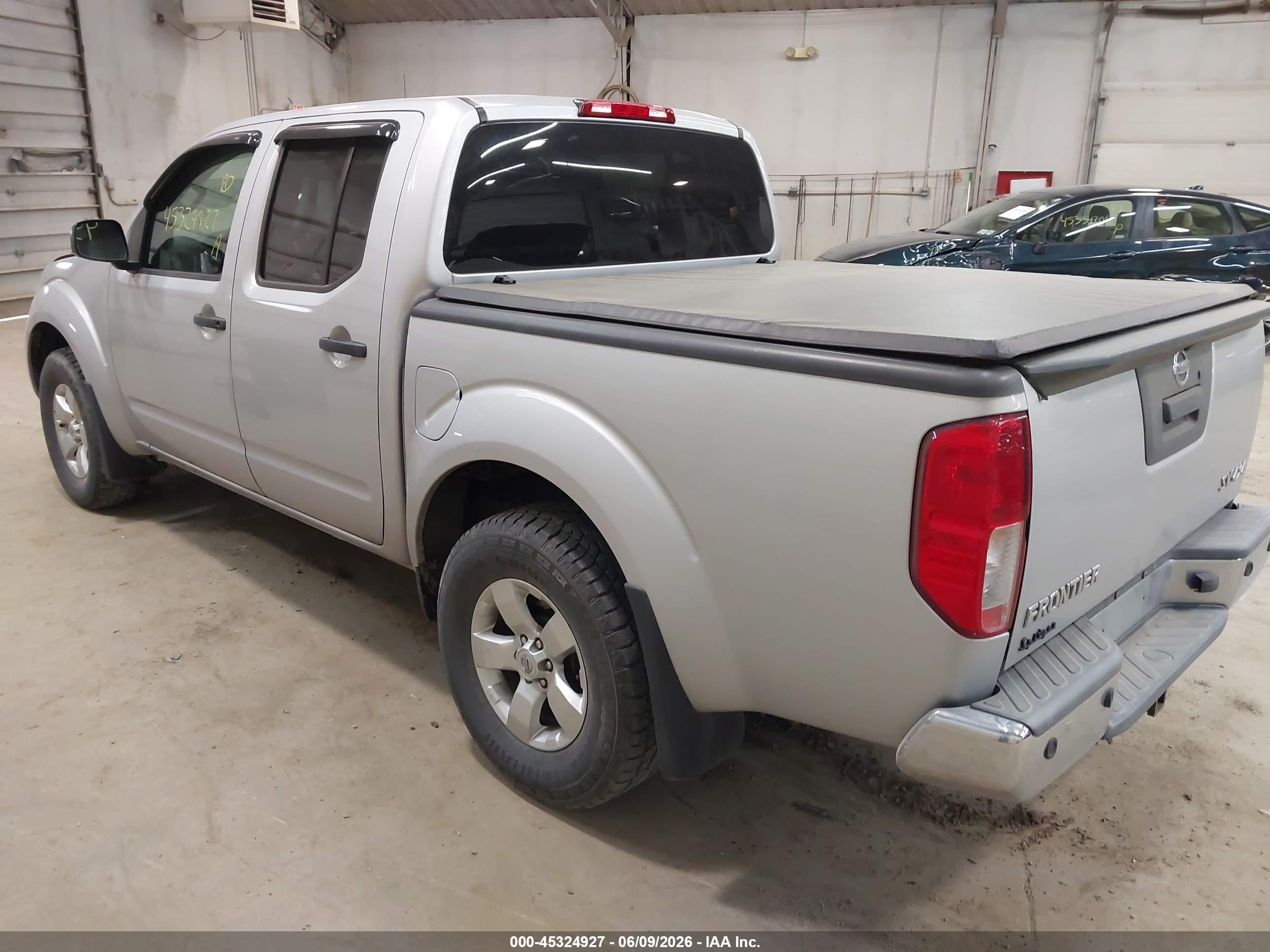 2013 Nissan Frontier Sv Silver vin: 1N6AD0EV3DN735588