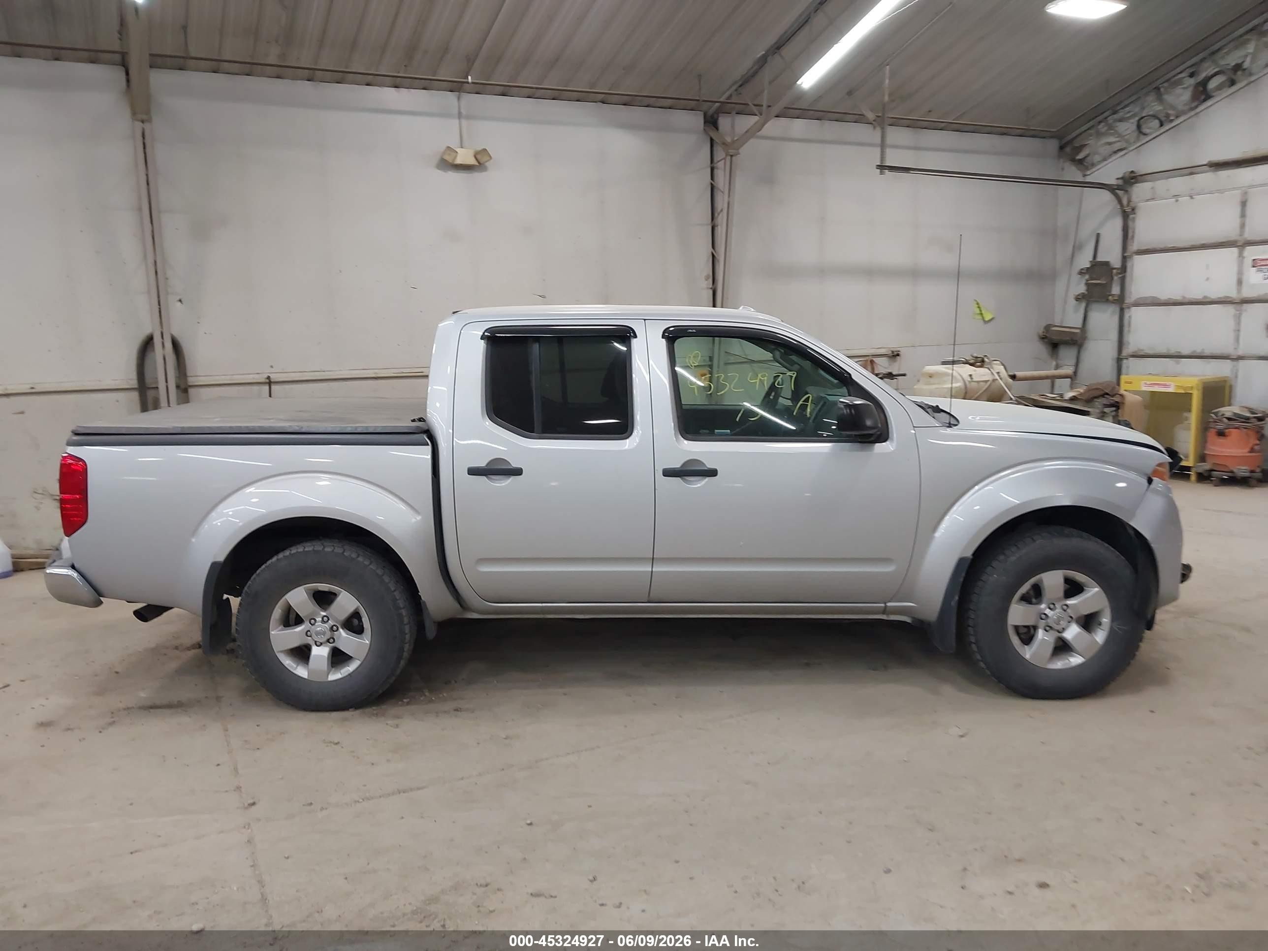 2013 Nissan Frontier Sv Silver vin: 1N6AD0EV3DN735588