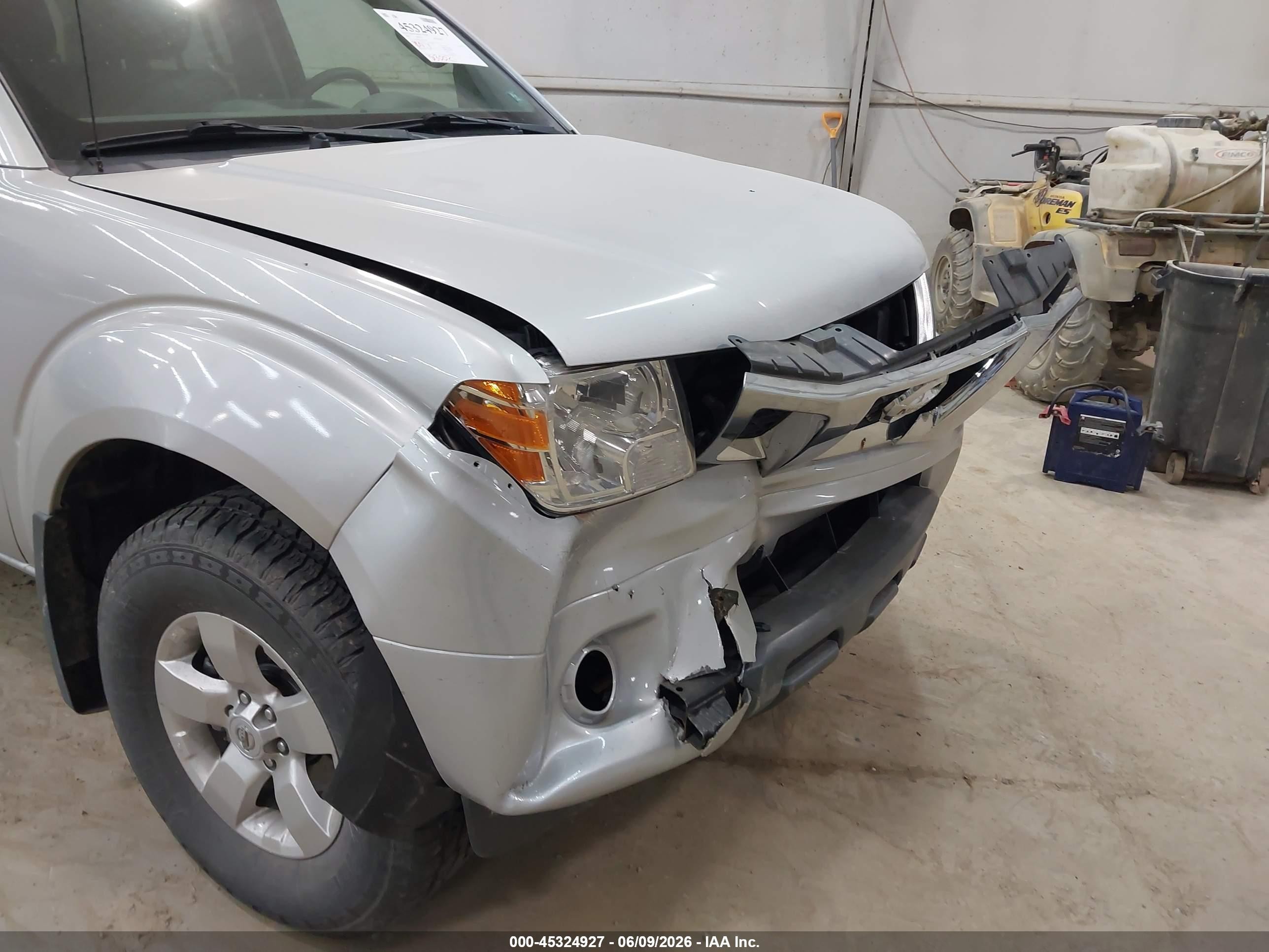2013 Nissan Frontier Sv Silver vin: 1N6AD0EV3DN735588