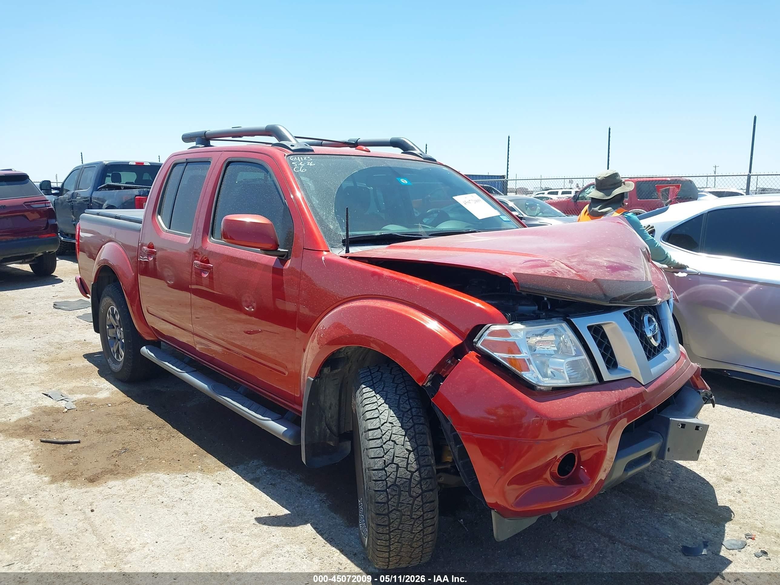 2015 Nissan Frontier Pro-4x Maroon vin: 1N6AD0EV3FN747744