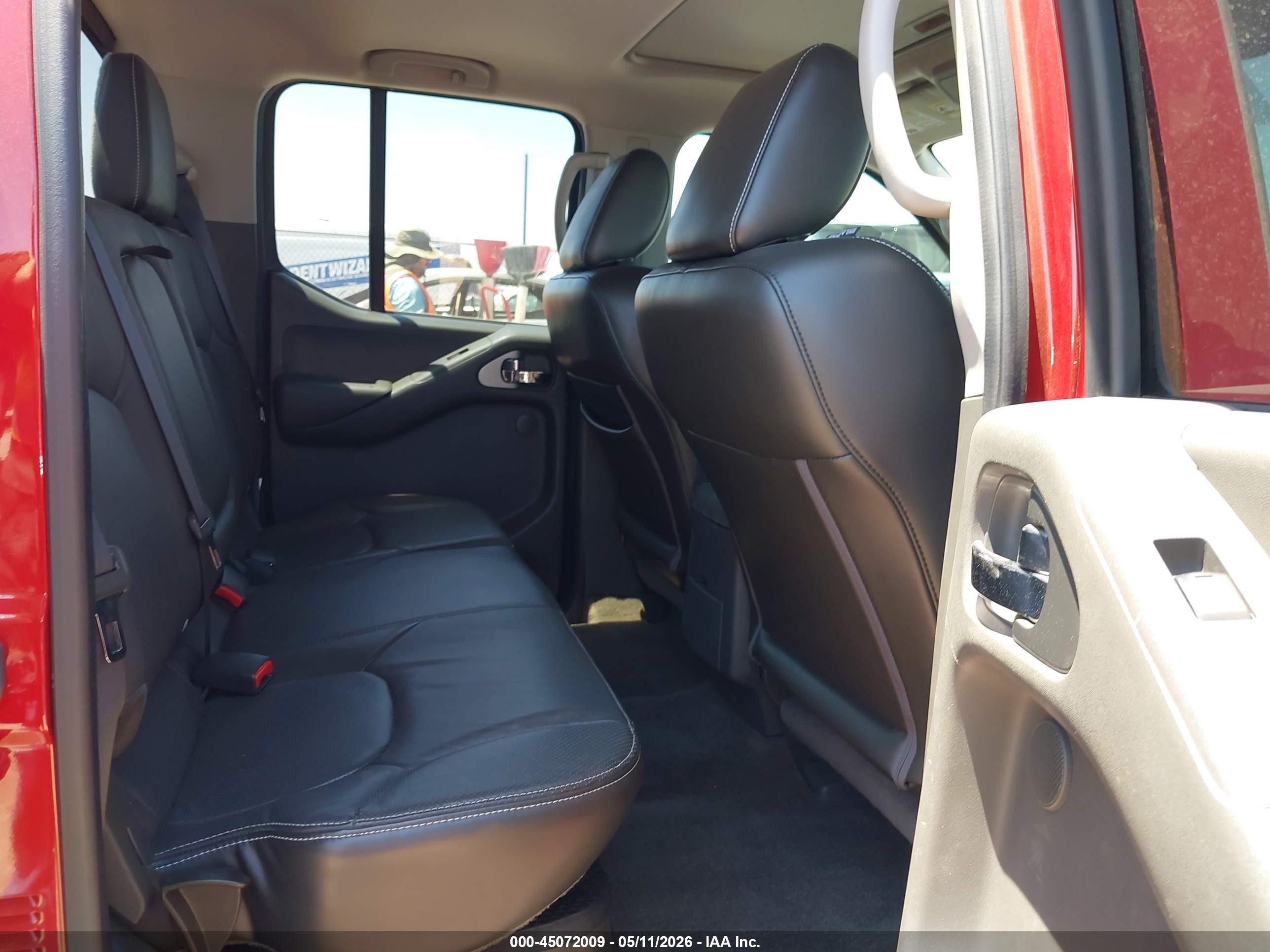 2015 Nissan Frontier Pro-4x Maroon vin: 1N6AD0EV3FN747744