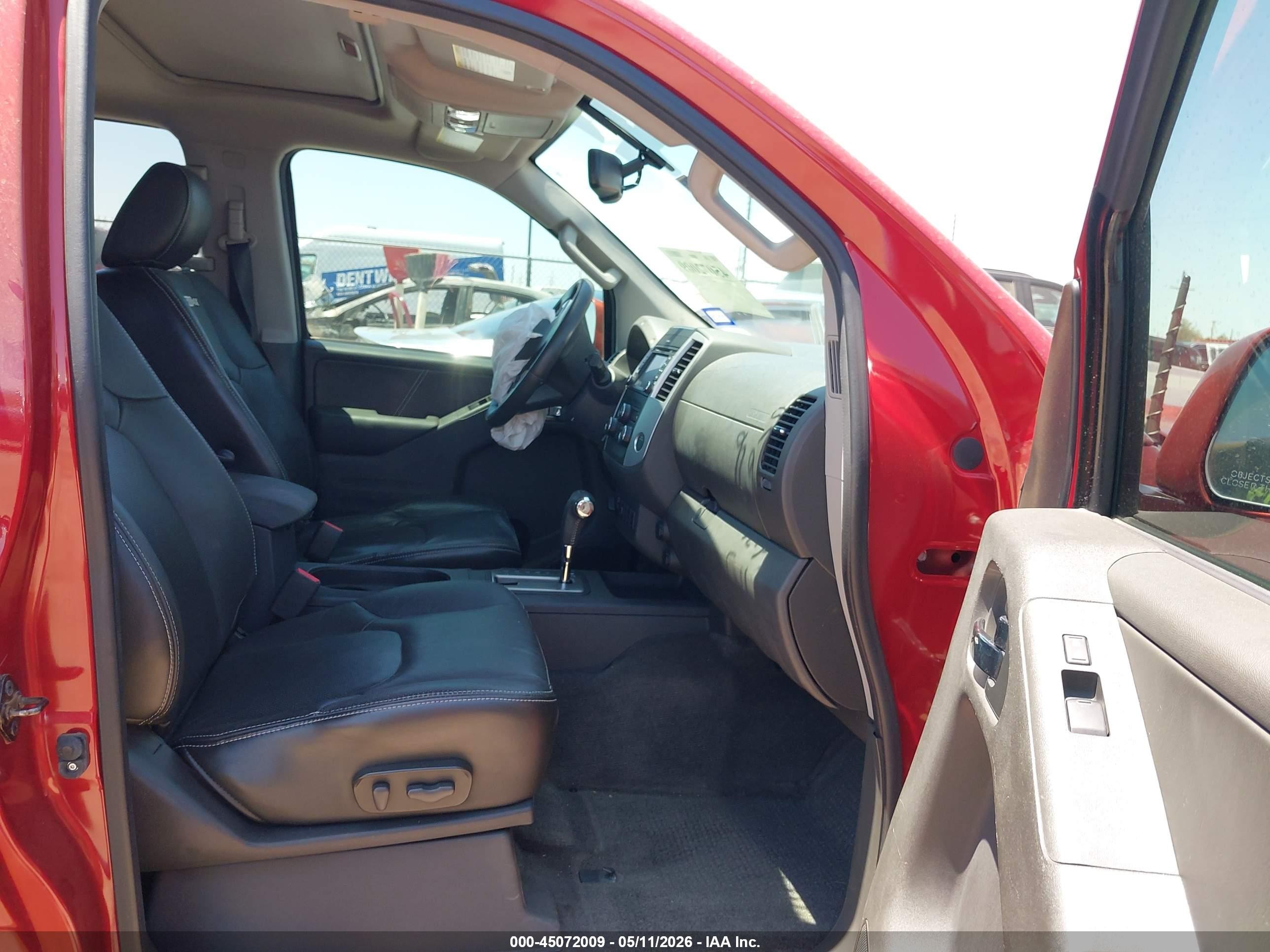 2015 Nissan Frontier Pro-4x Maroon vin: 1N6AD0EV3FN747744