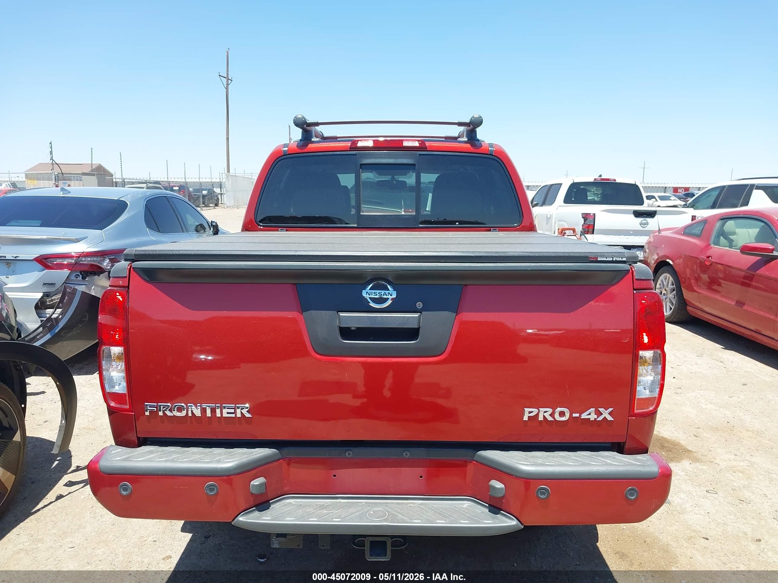 2015 Nissan Frontier Pro-4x Maroon vin: 1N6AD0EV3FN747744
