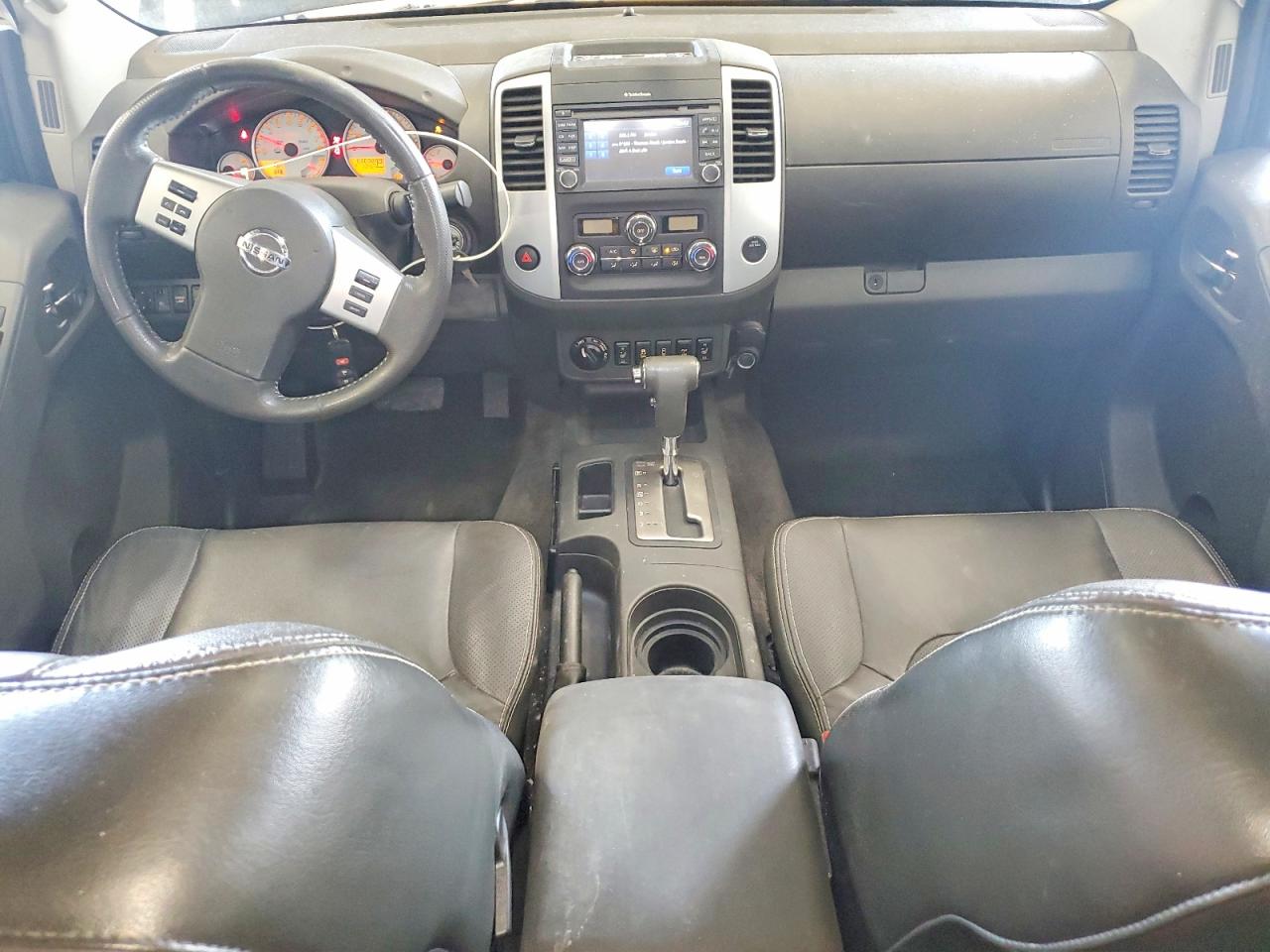 2016 Nissan Frontier Pro-4x Black vin: 1N6AD0EV3GN902830