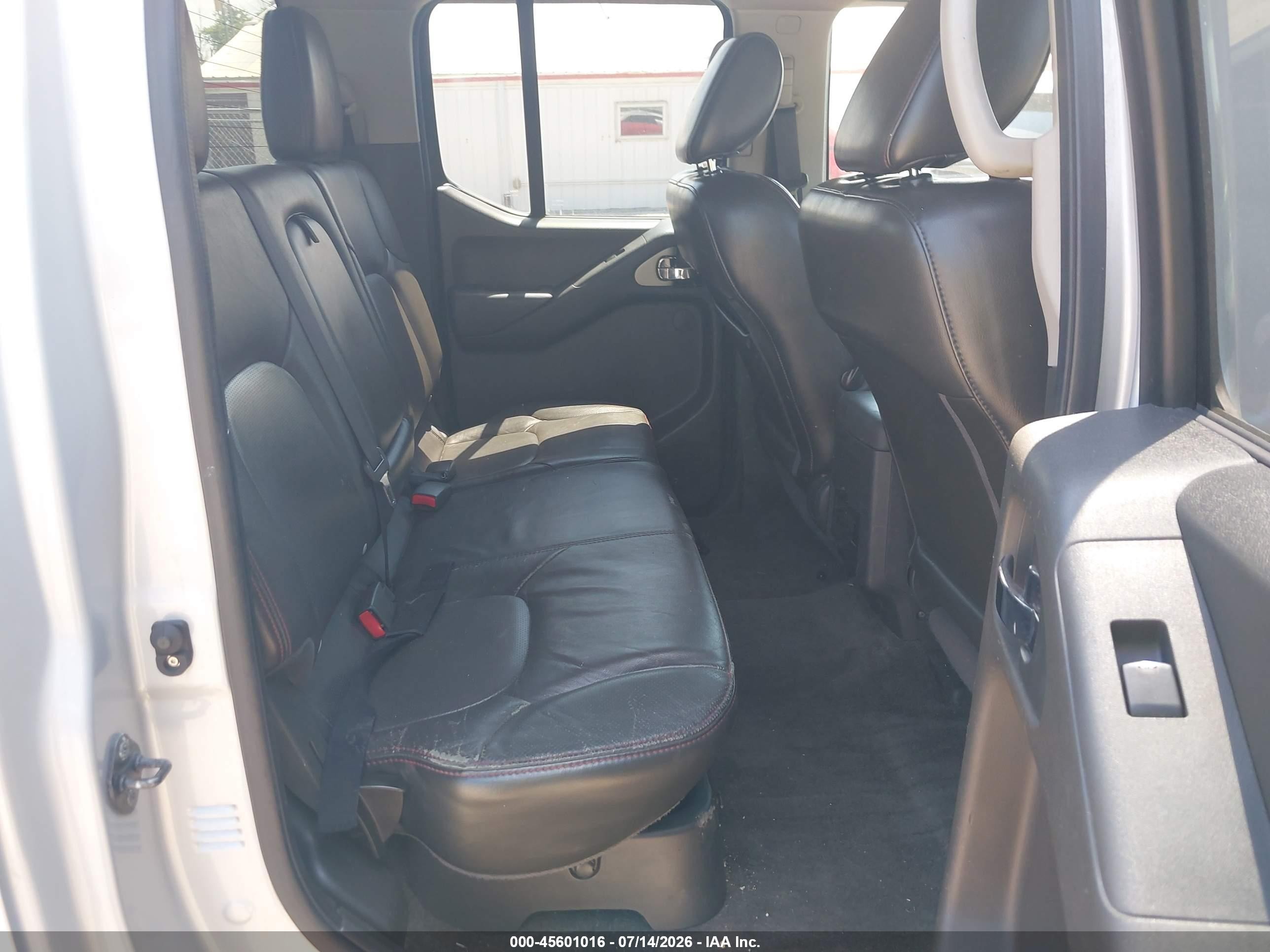 2012 Nissan Frontier Pro-4x Silver vin: 1N6AD0EV4CC469315
