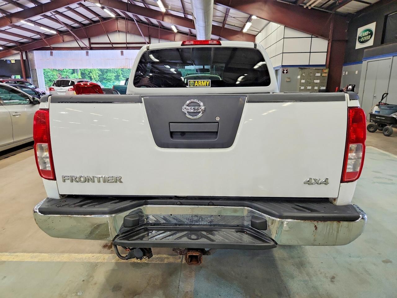 2012 Nissan Frontier S White vin: 1N6AD0EV5CC420754