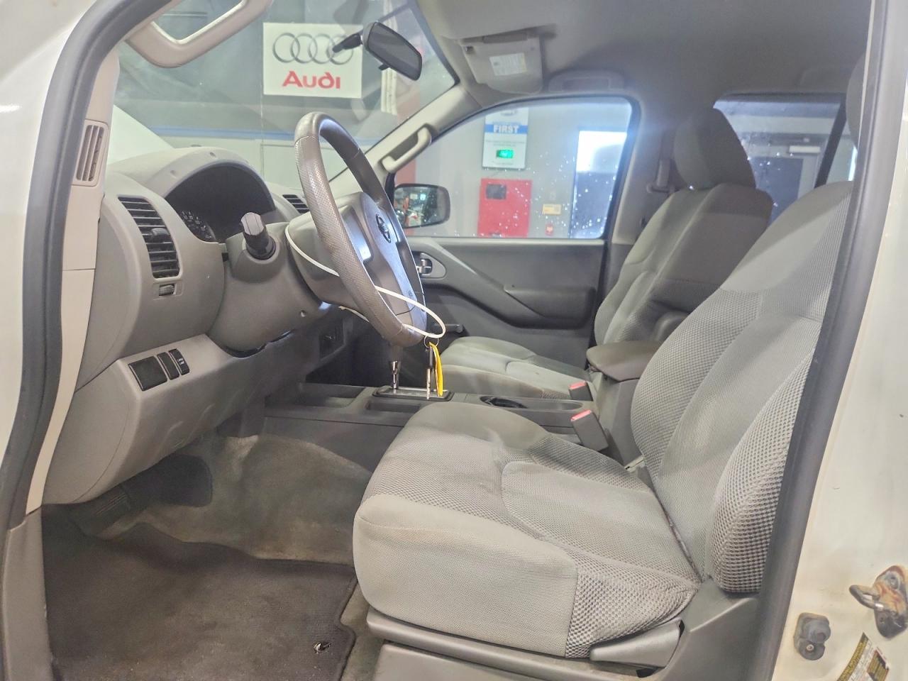 2012 Nissan Frontier S White vin: 1N6AD0EV5CC420754