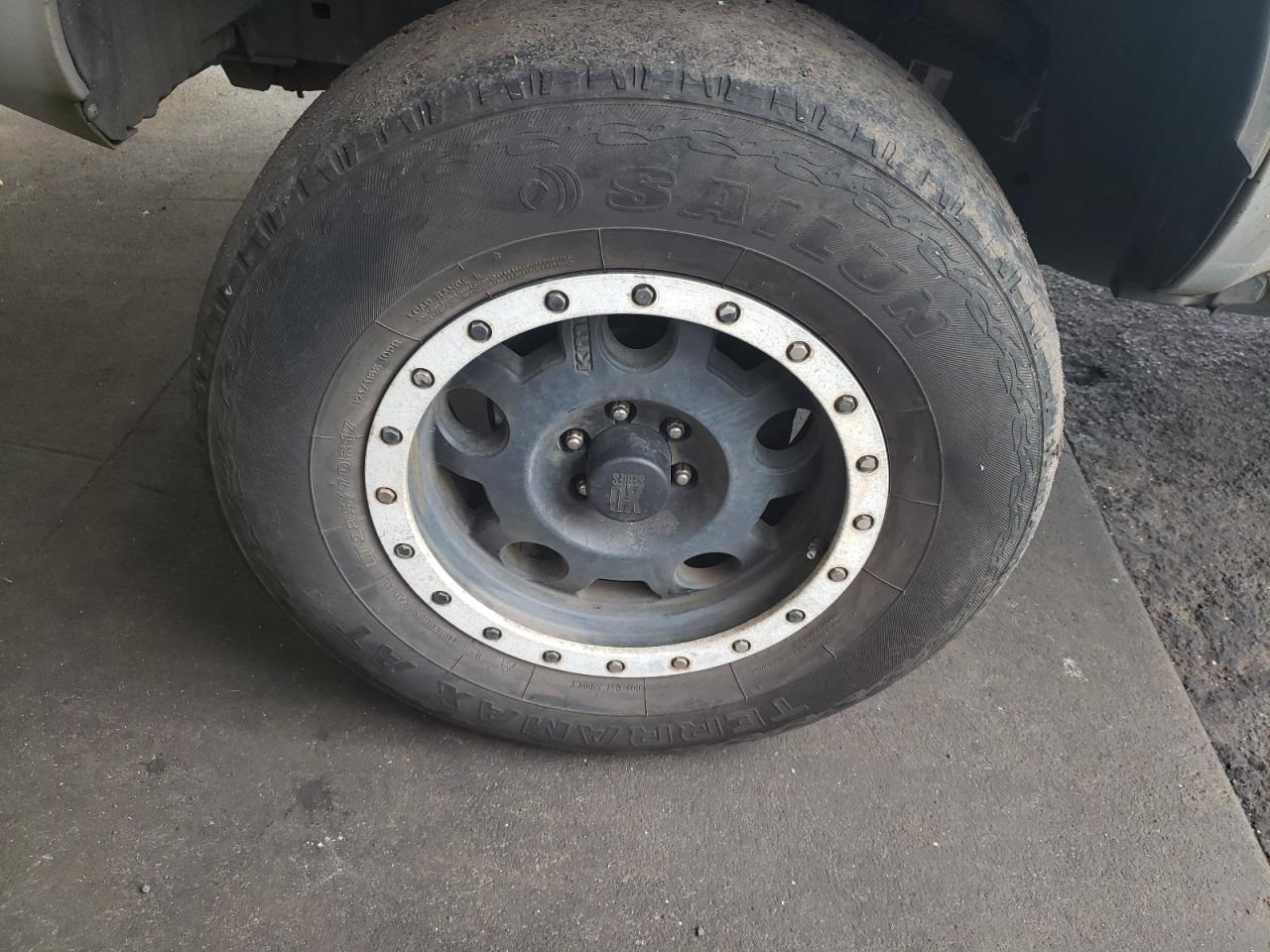 2013 Nissan Frontier S Gray vin: 1N6AD0EV5DN733681 Damage: Left Front Wheel, Aftermarket, Acceptable